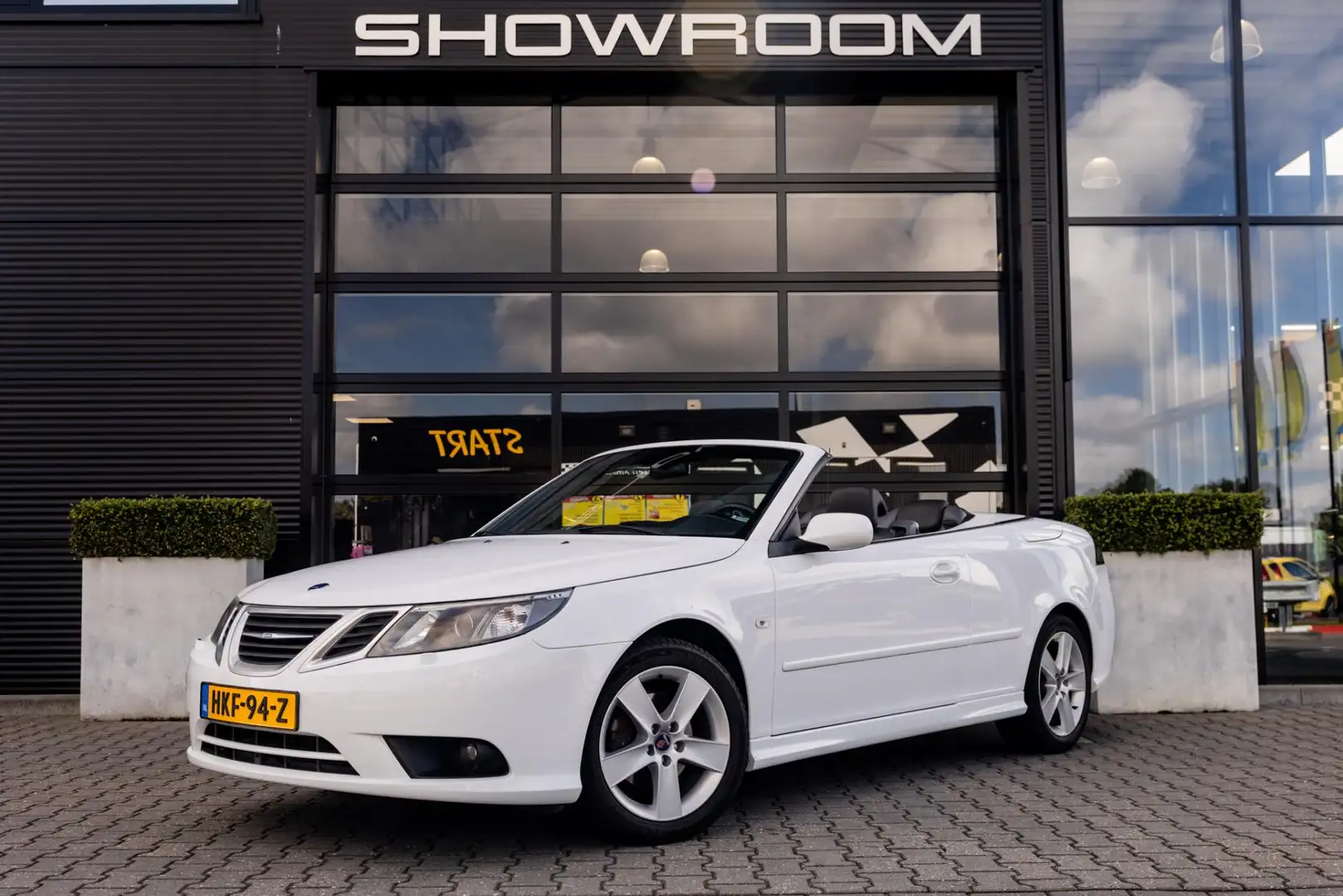 Saab 9-3 Cabrio 2.0 Vector, 200pk, Xenon, Cruise, Climate - 2
