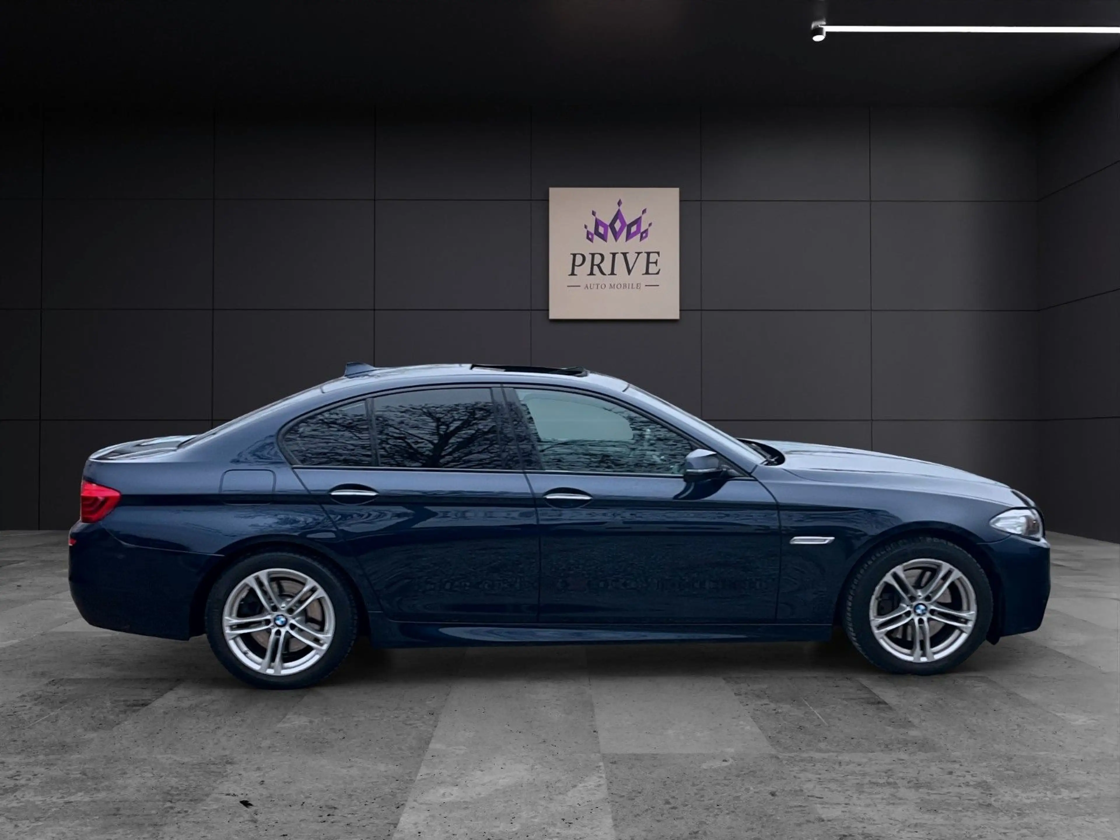 BMW 535 d LCI xDrive M-Paket~Schiebedach~Harman-Kardo — photo 11