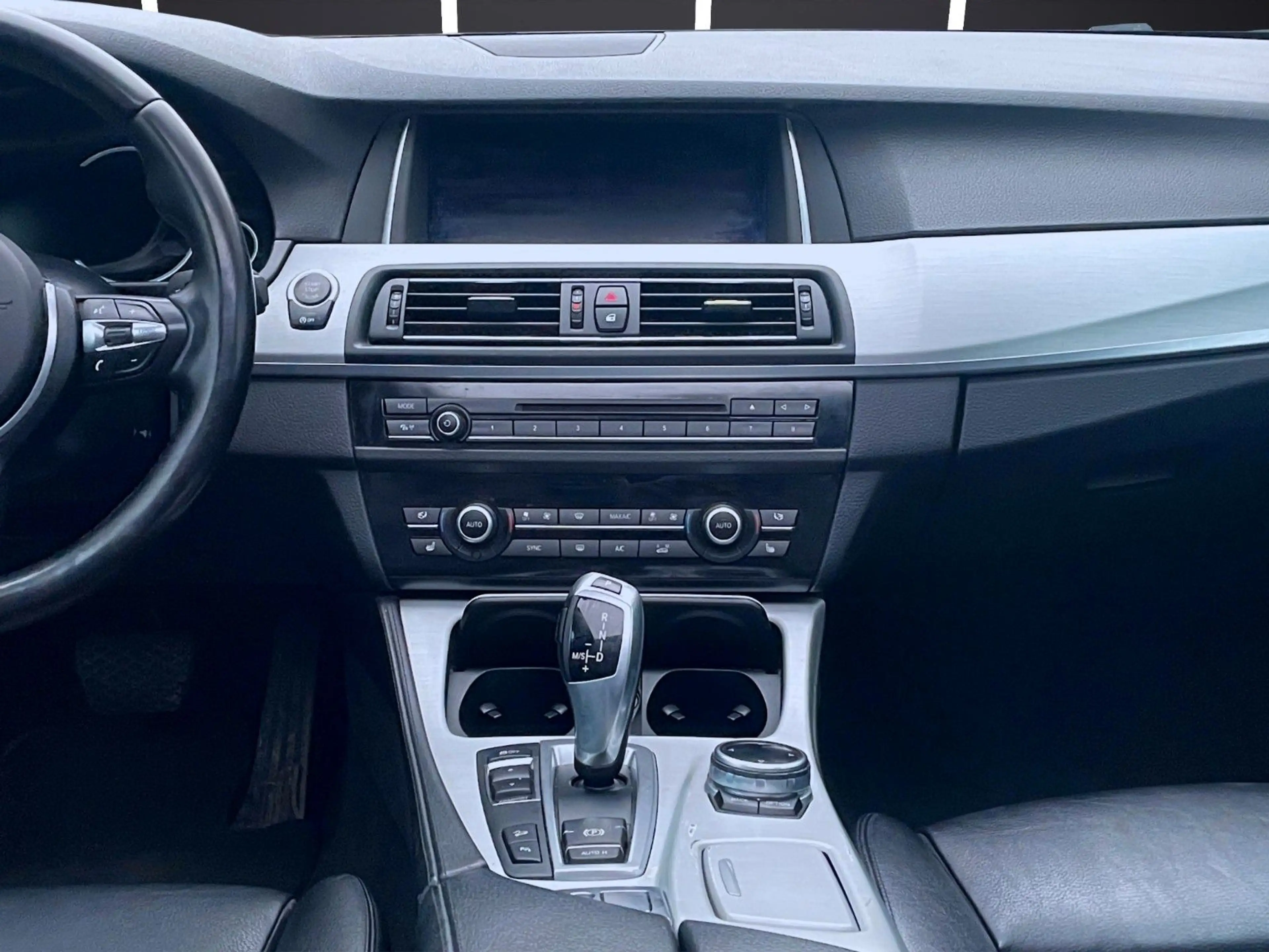 BMW 535 d LCI xDrive M-Paket~Schiebedach~Harman-Kardo — photo 15