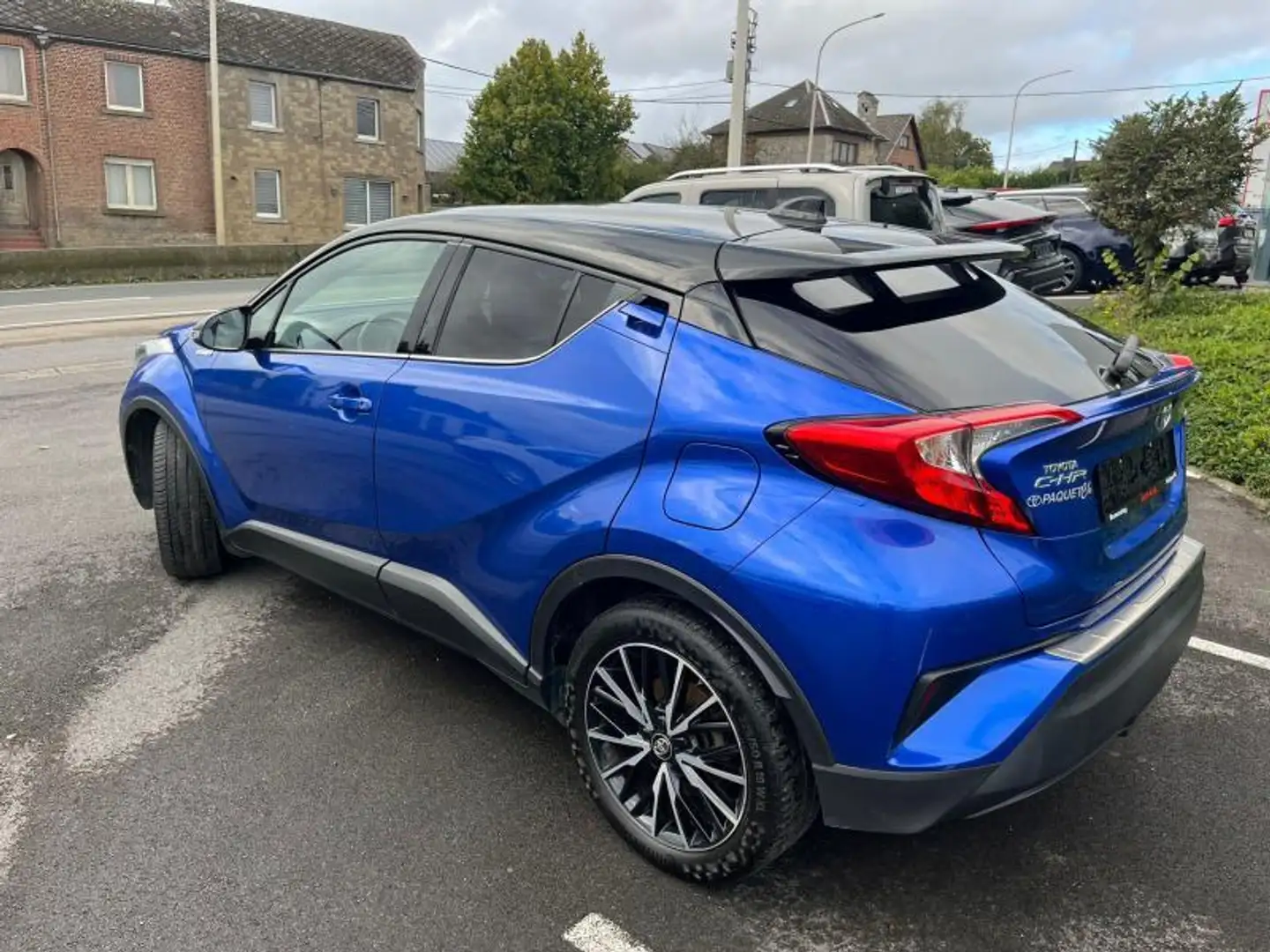 Toyota C-HR 1.8 CVT HSD TC C-LUB bi-tone Blau - 2