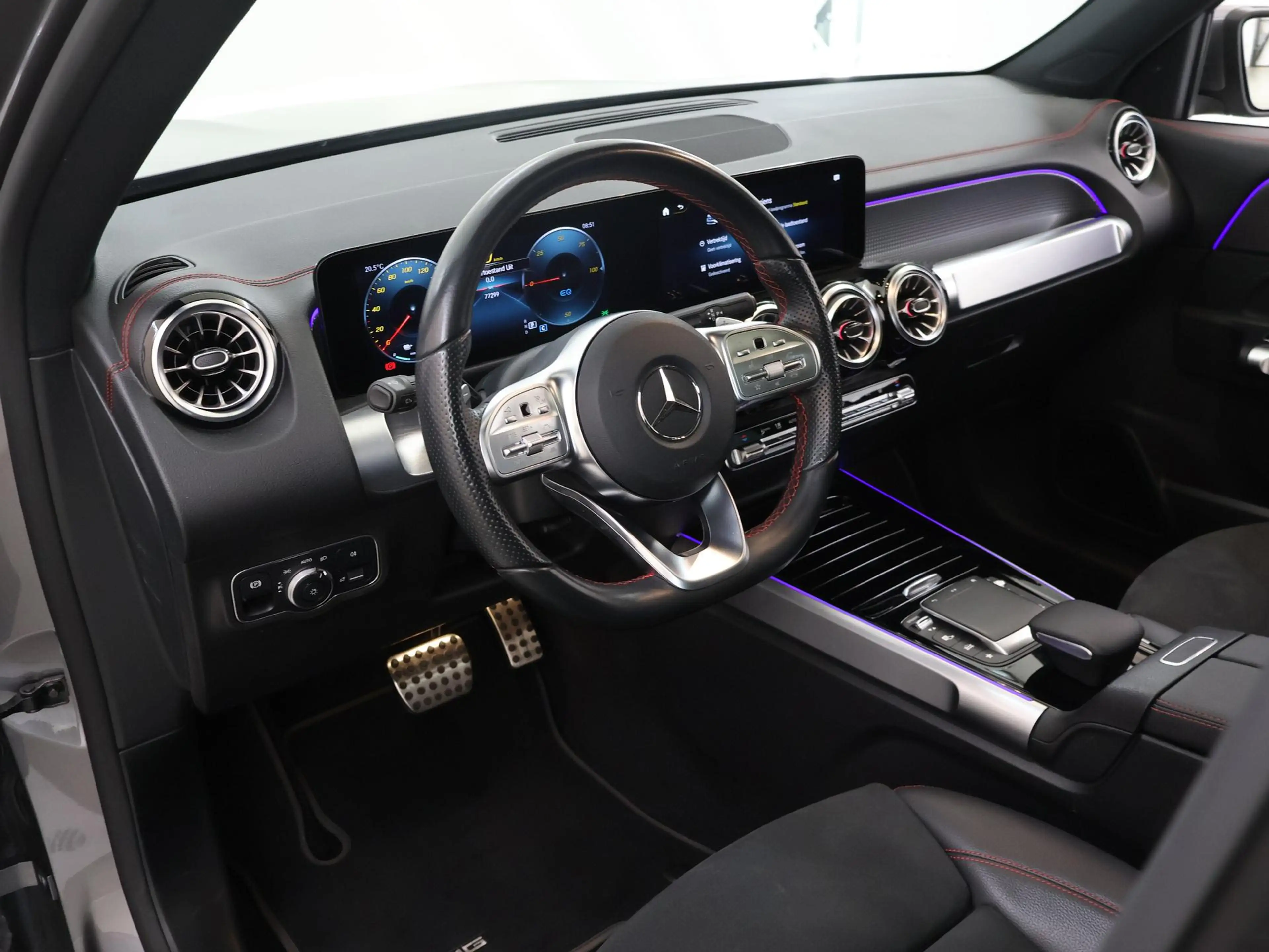 Mercedes-Benz EQB 300 4MATIC AMG Line 67 kWh | Premium pakket | Panorama — photo 7