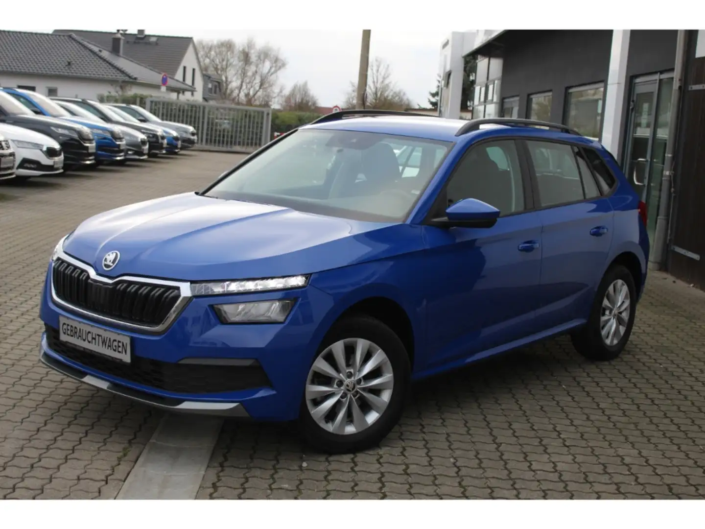 Skoda Kamiq Ambition 1,0l TSI 70 kW, 5-Gang-Scha AHK-klappbar Blau - 1