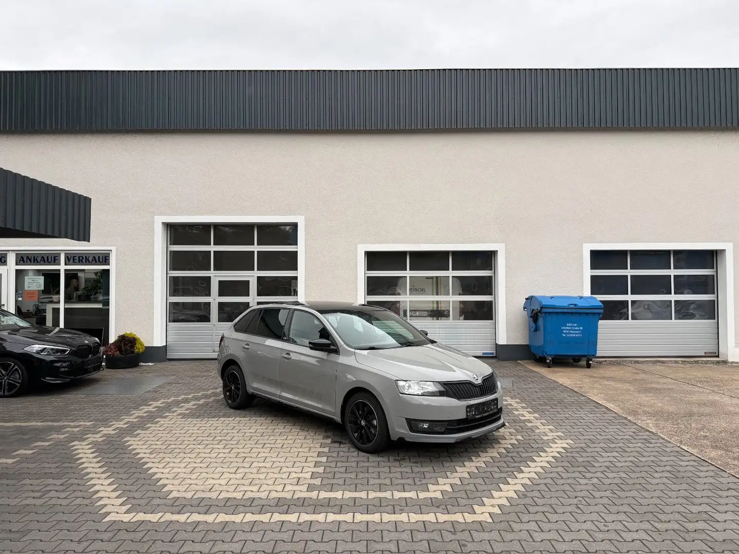 Skoda Rapid/Spaceback Spaceback Monte Carlo Nav Grau - 1