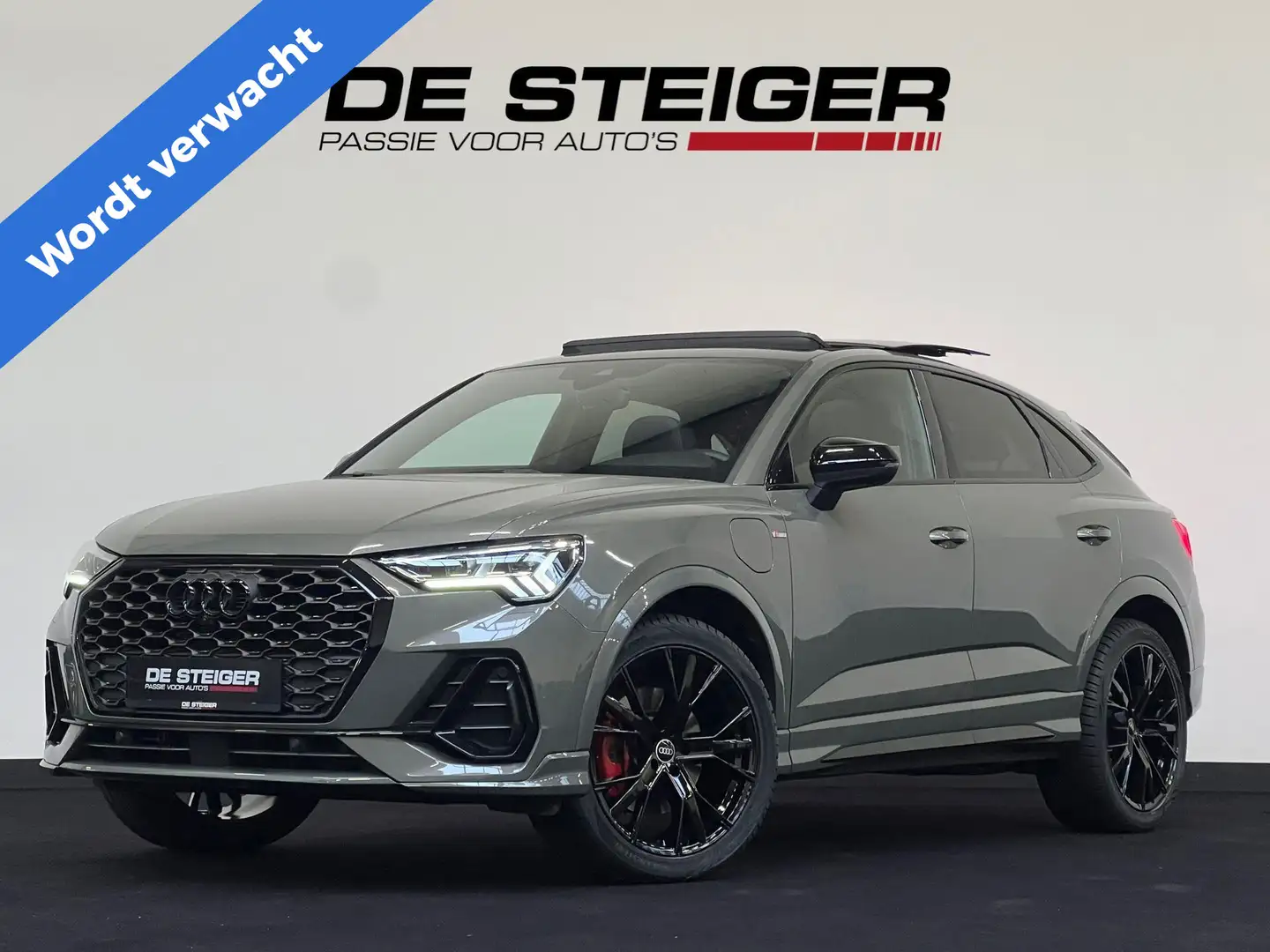 Audi Q3 Sportback 45 TFSI e 3 x S-line ACC Pano Sfeer 360 Grijs - 1