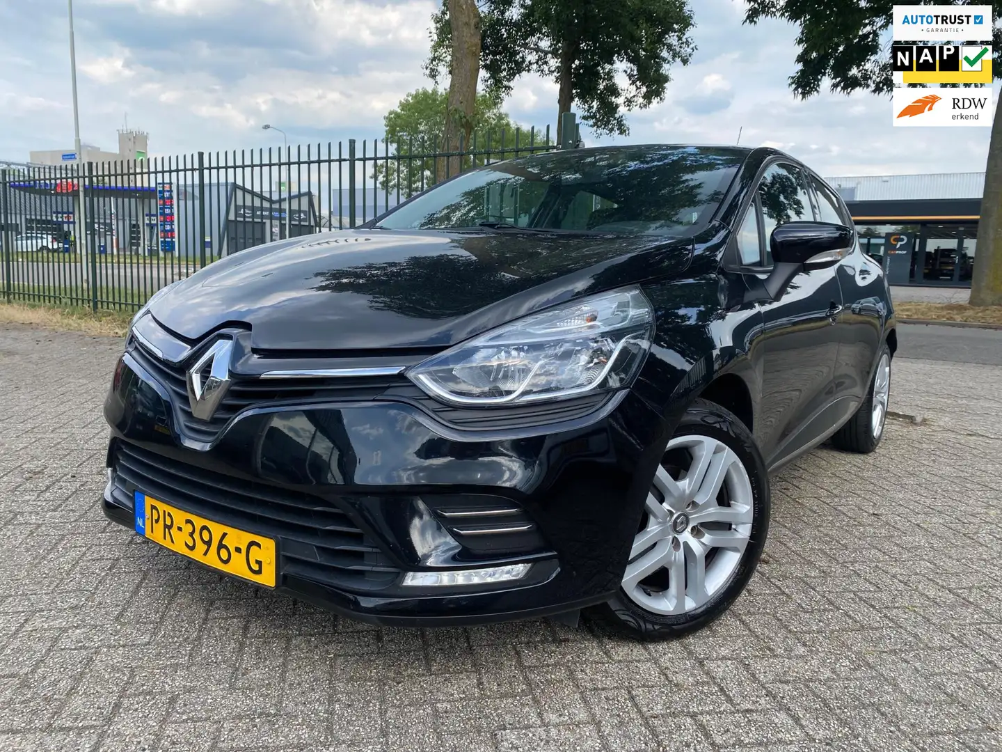 Renault Clio 0.9 TCe Zen Negro - 1