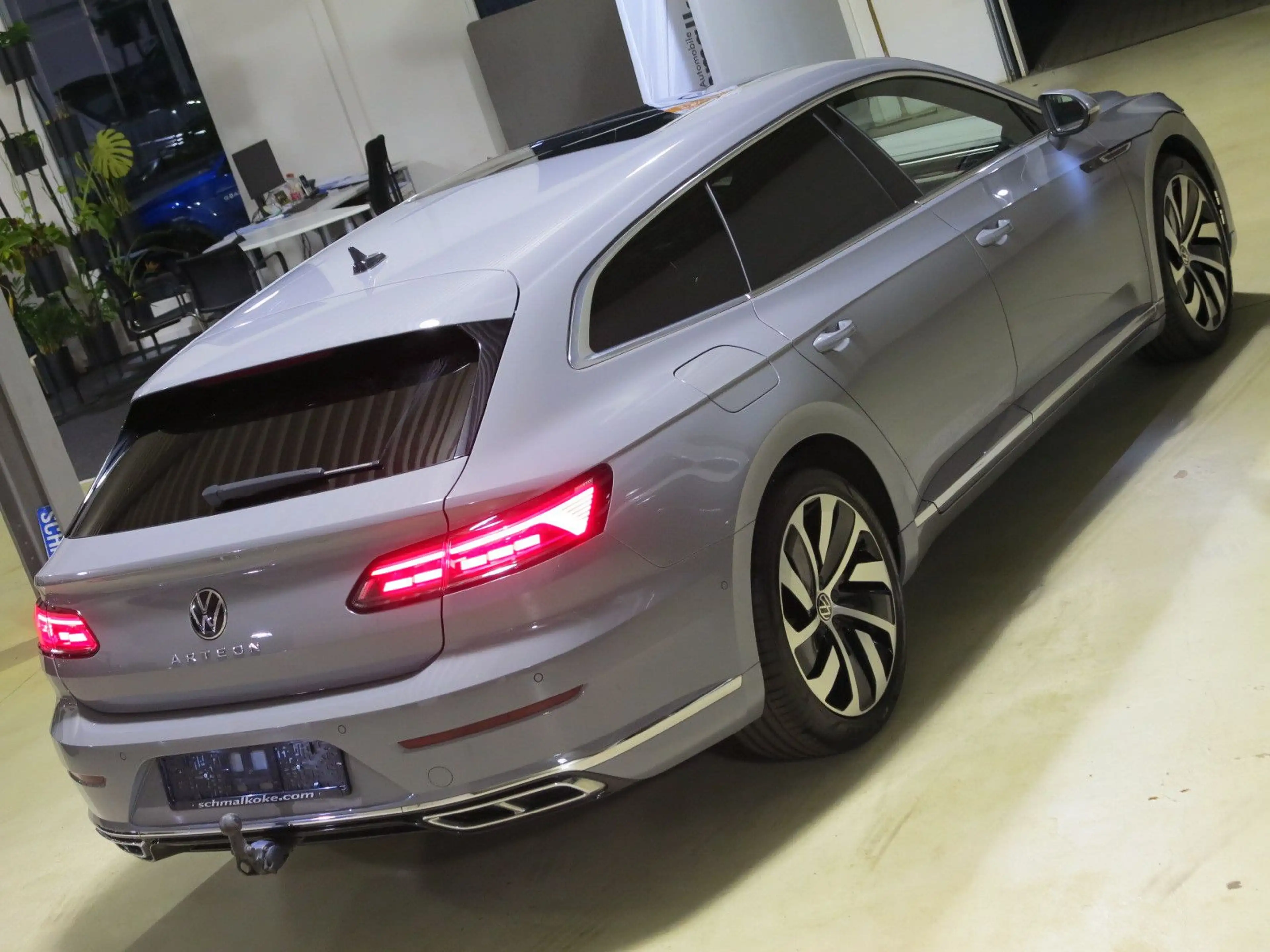 Volkswagen Arteon Shooting Brake 2.0 TSI DSG7 R-Line Leder — photo 3