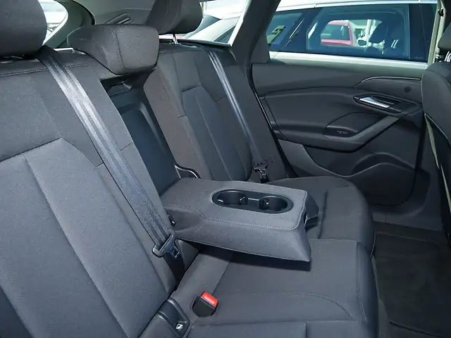 Audi A6 E-Tron view 7