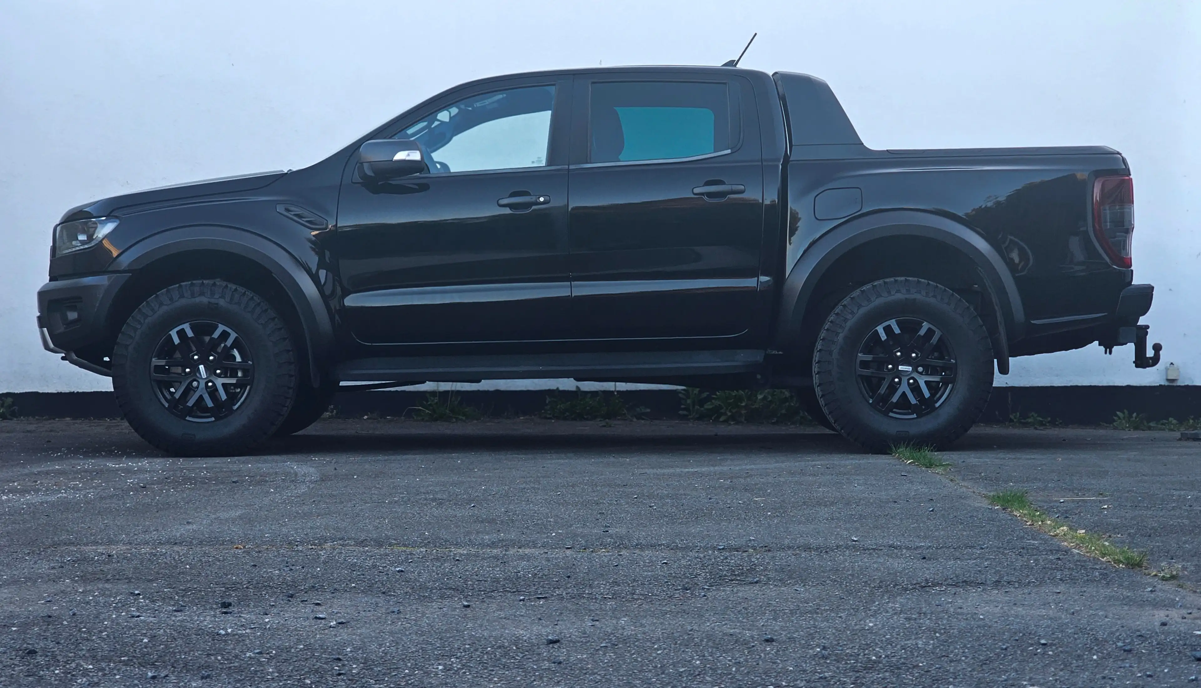 Ford Ranger Raptor BLACK EDITION *FULL OPTION — photo 4