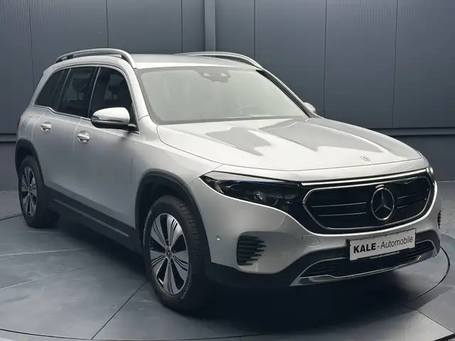 Mercedes-Benz Eqb view 7