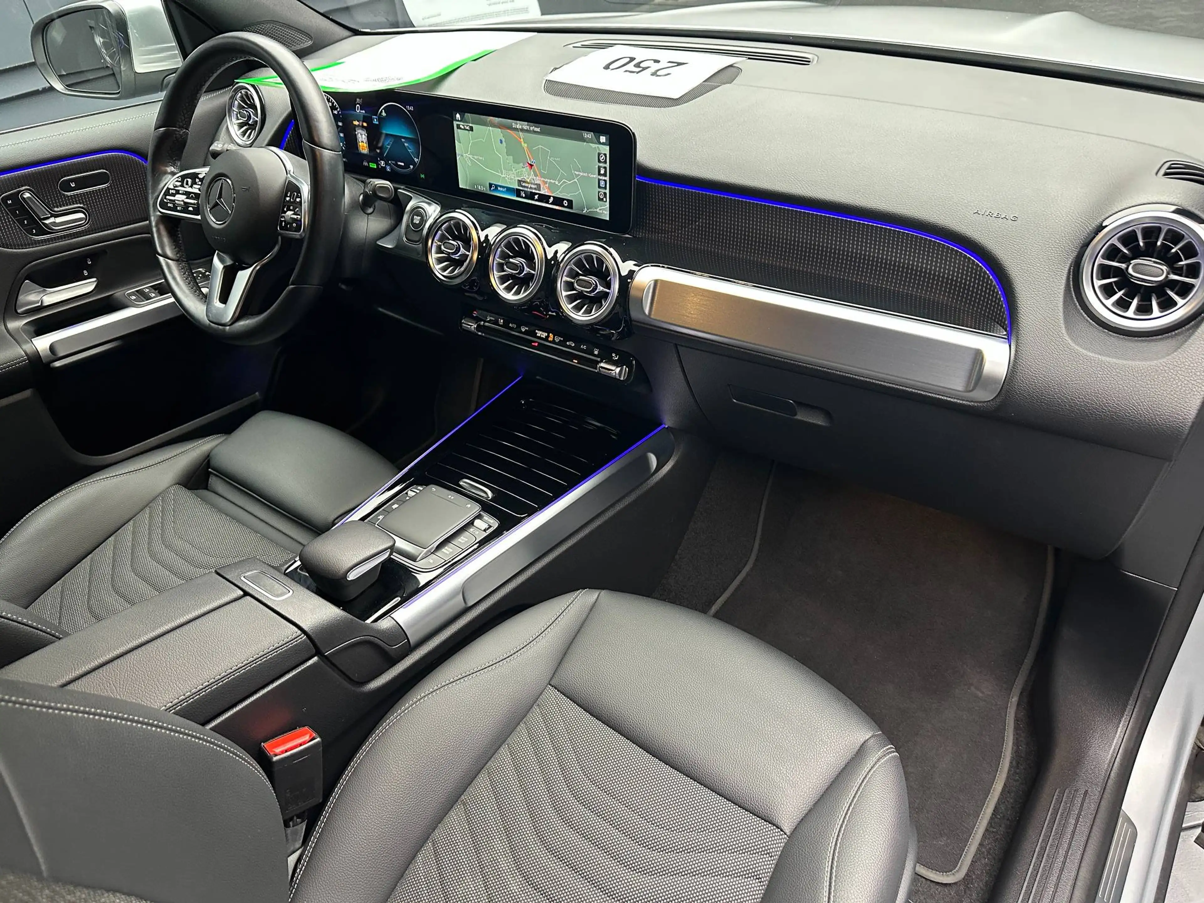 Mercedes-Benz EQB 250 Progressive *Advanced*KAMERA*CarPlay*T-LEDER* — photo 11