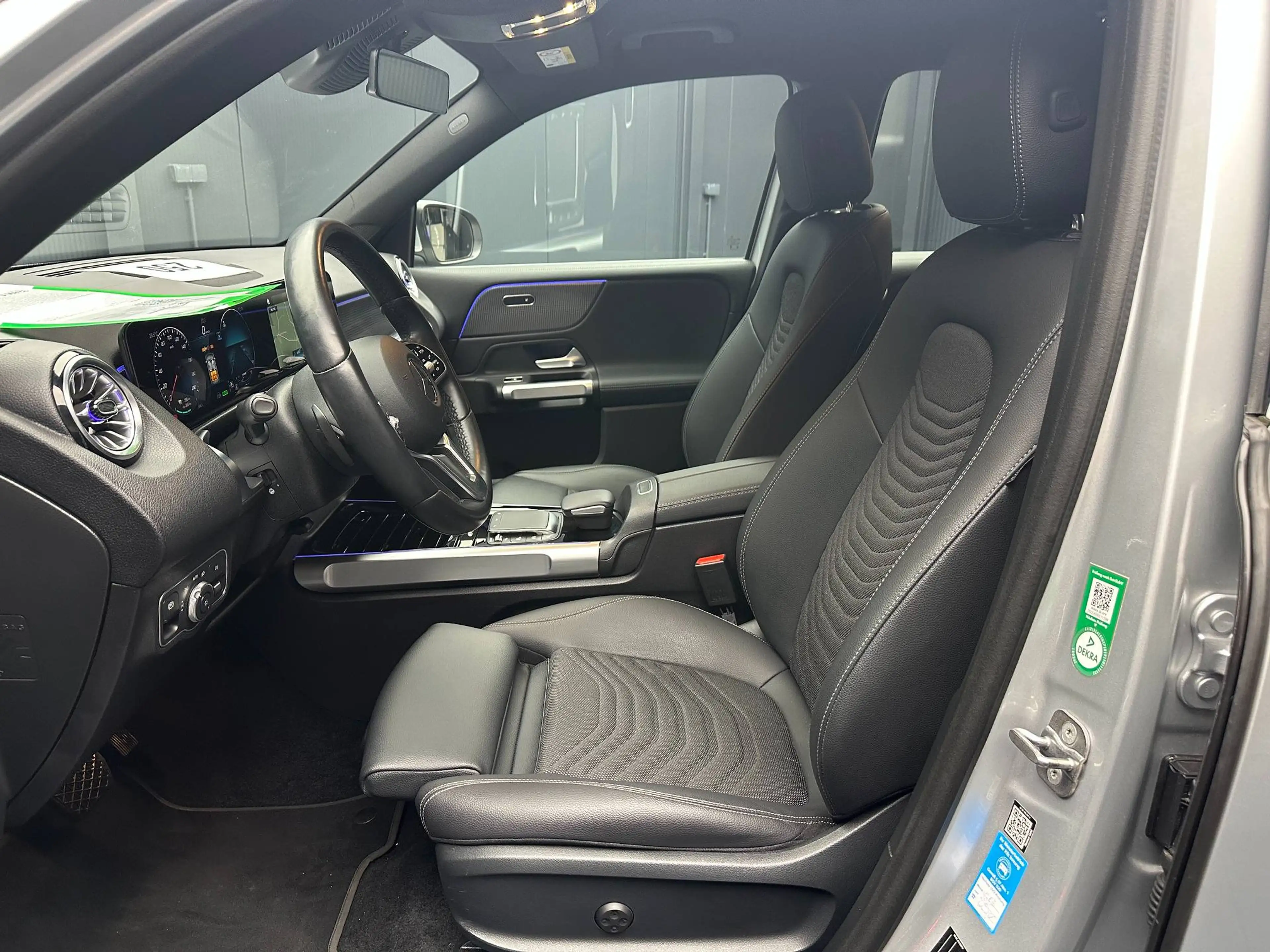 Mercedes-Benz EQB 250 Progressive *Advanced*KAMERA*CarPlay*T-LEDER* — photo 15