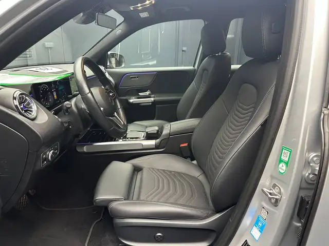 Mercedes-Benz Eqb view 15