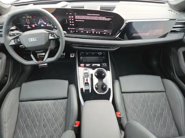 Audi A6 view 8