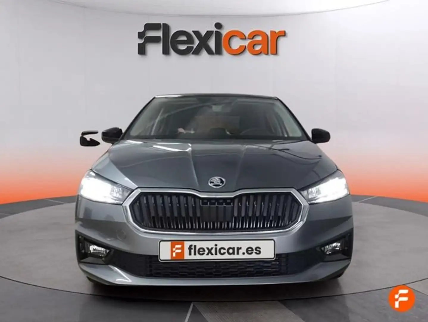Skoda Fabia 1.0 TSI Style DSG 81kW Gris - 2