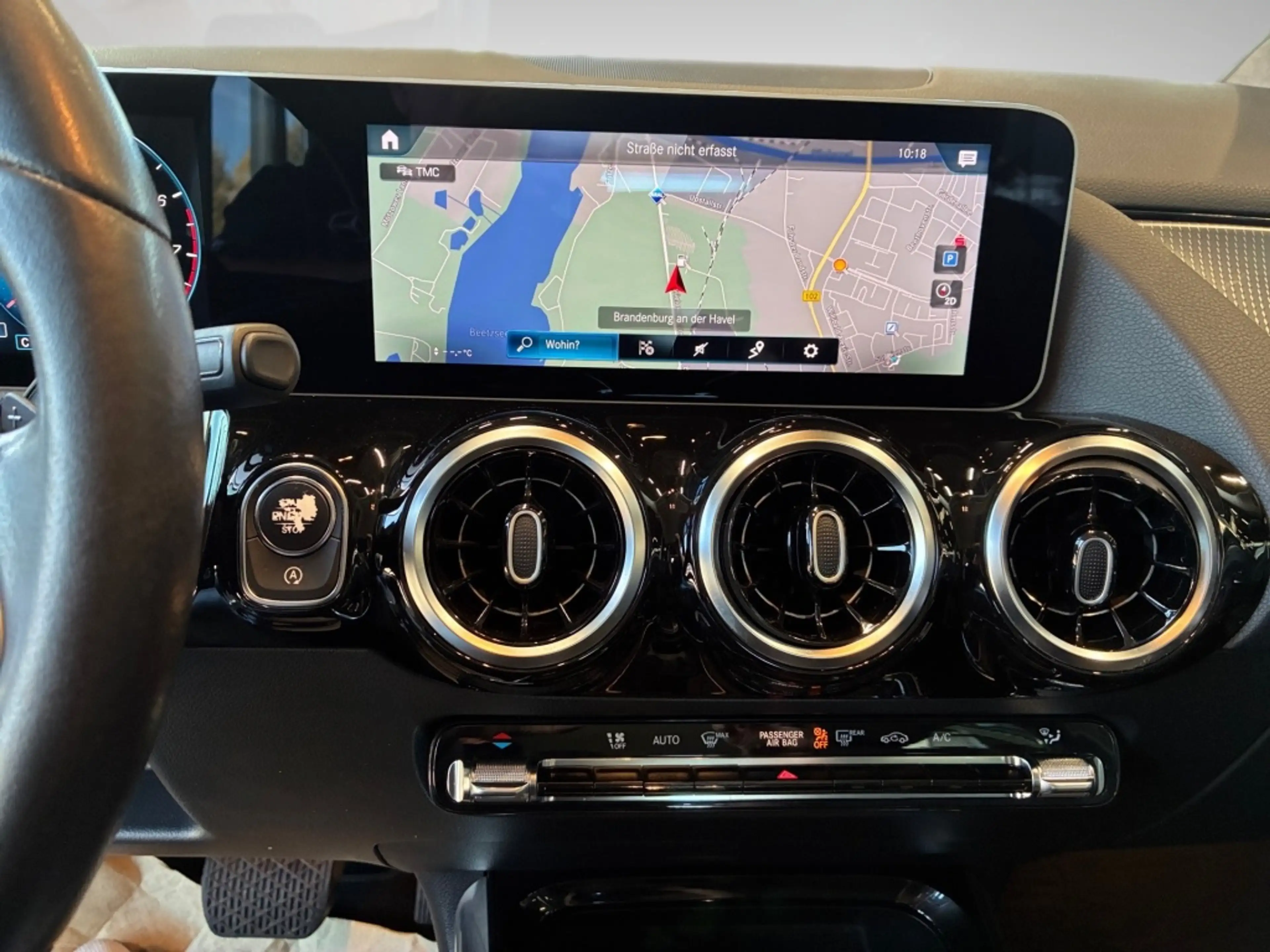 Mercedes-Benz B 220 4M PROGRESSIVE KAMERA SHZ NAVI+ TEMPO LED — photo 7