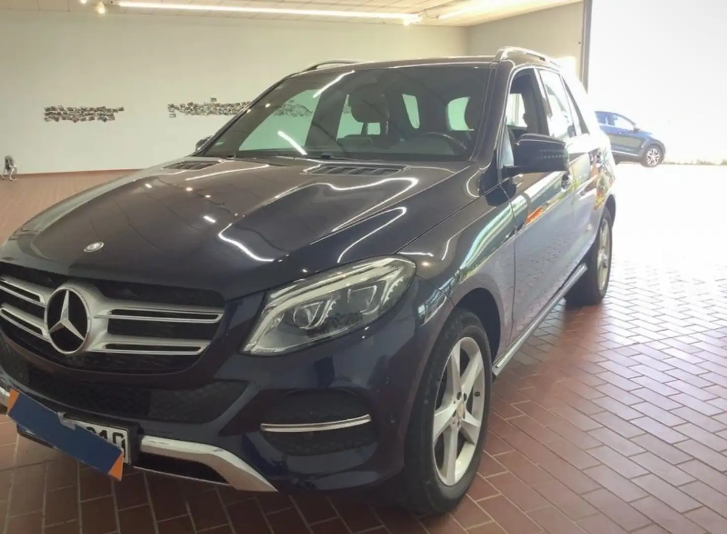 Mercedes-Benz GLE 350 d 4Matic 9G*1.Hand*SHD*Kamera*LED Blau - 1
