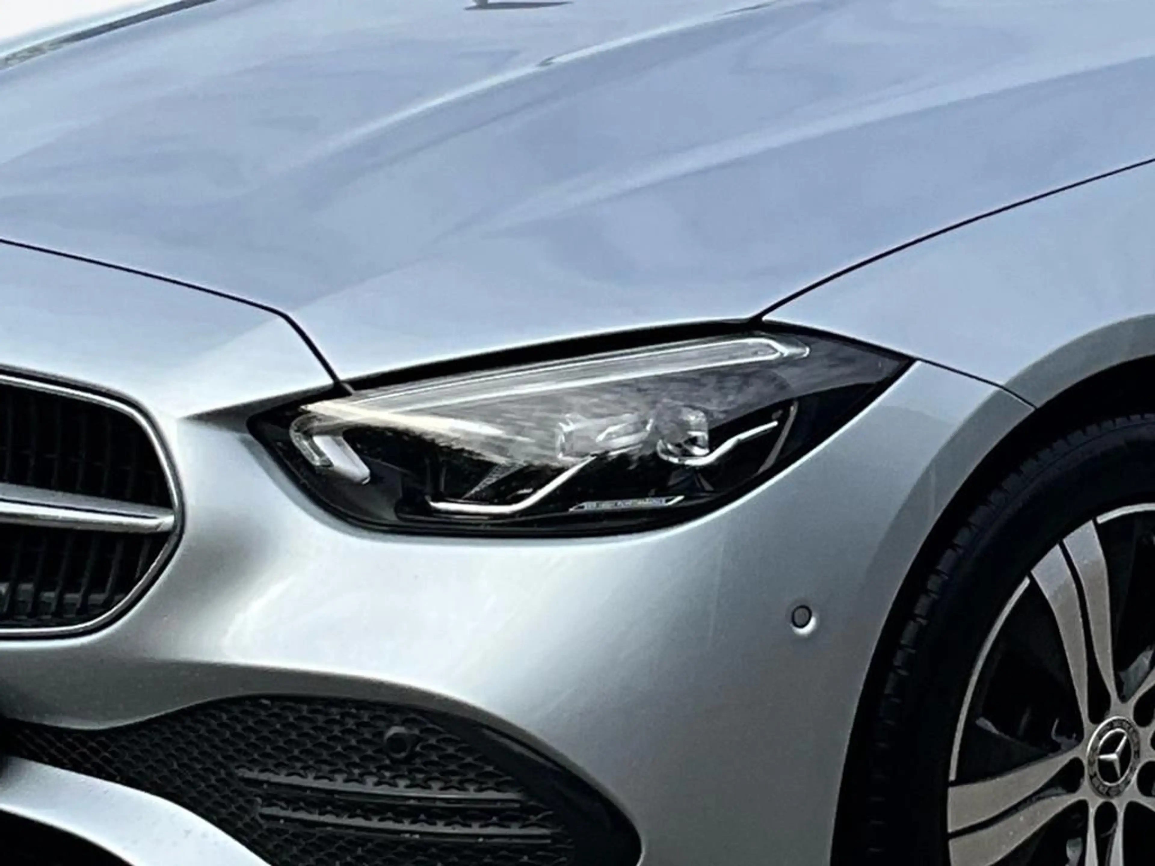 Mercedes-Benz C 220 d Avantgarde T-Modell AUT Kam. KeyLess LED — photo 6