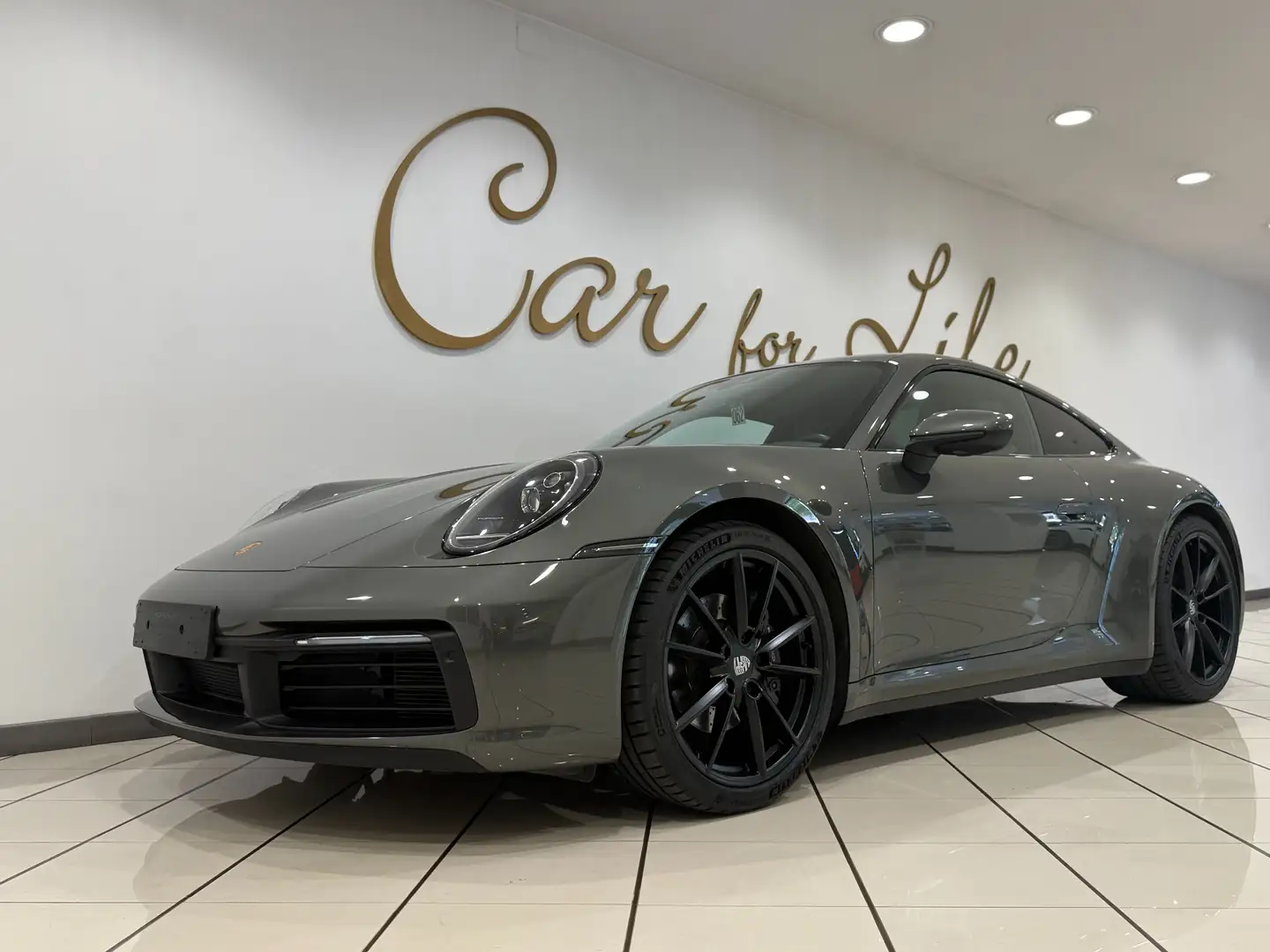 Porsche 992 Carrera 911 3.0 Coupè 385 CV IVA ESPOSTA Grün - 2