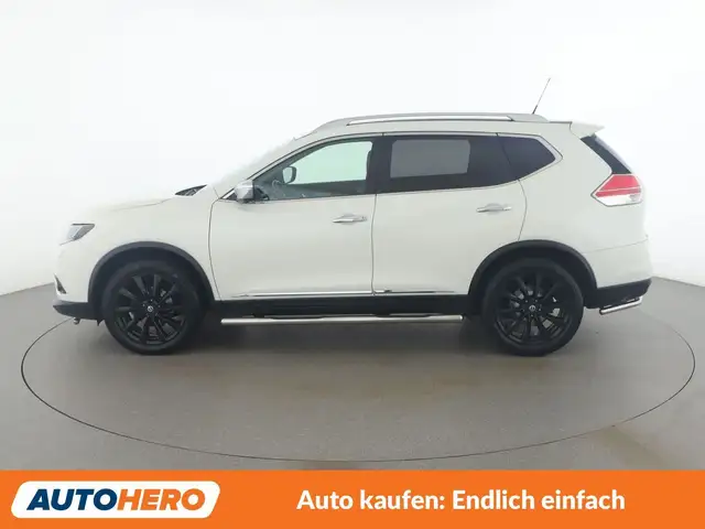Nissan X-Trail view 3