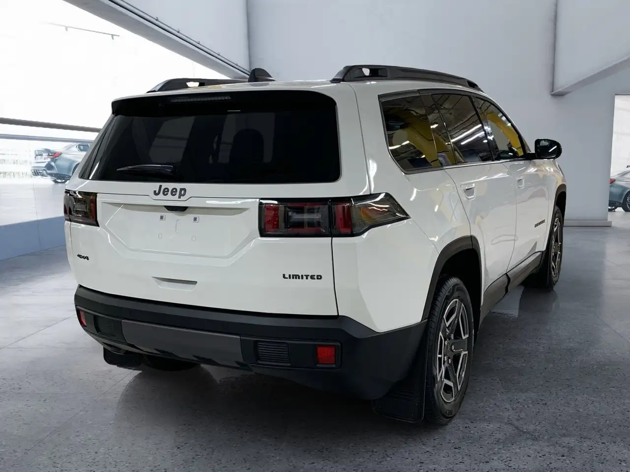Jeep Cherokee снимка Jeep Cherokee