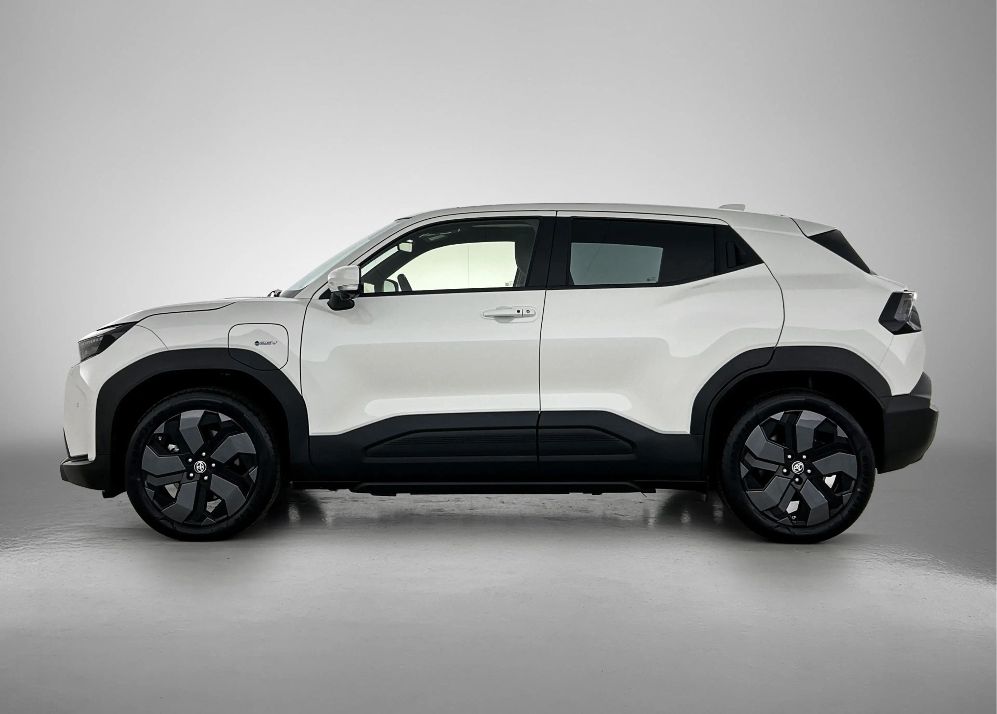 Toyota Urban Cruiser Executive 61 kWh | Stoelverwarming | Half lederen — photo 4