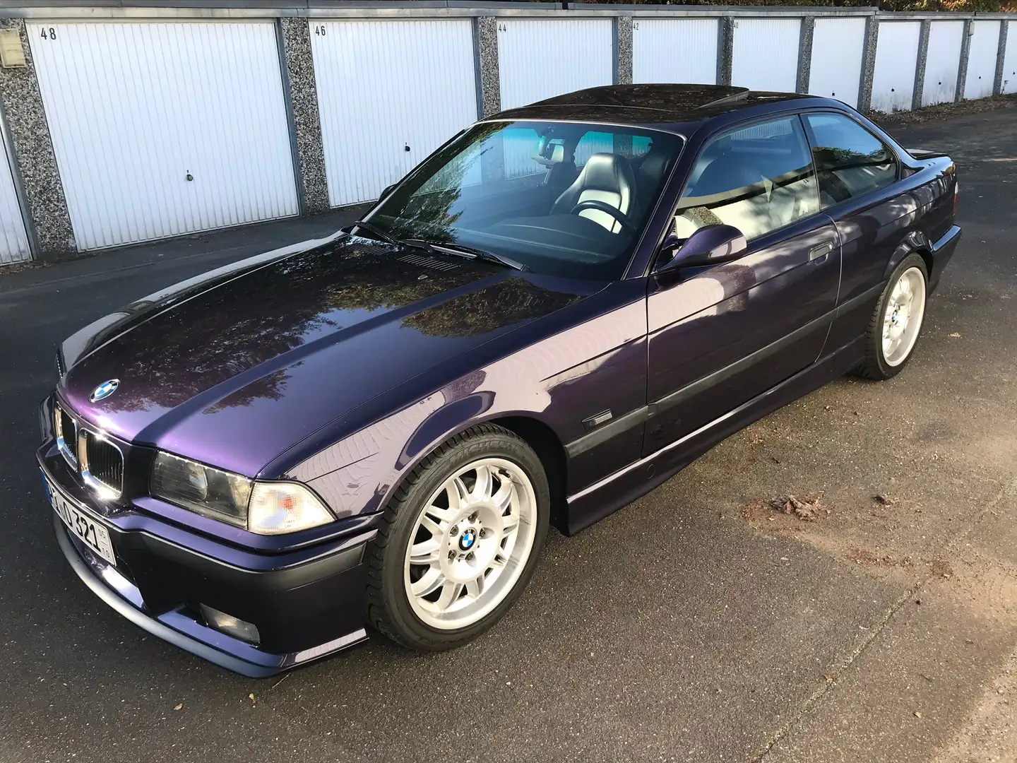 BMW M3 Deutsches Fahrzeug, Alu Türen ab Werk, H-Zulassun Violet - 1
