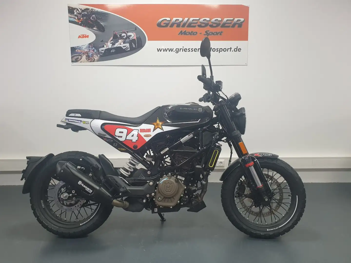 Husqvarna 125 Svartpilen keine Duke Griesser Edition - 1