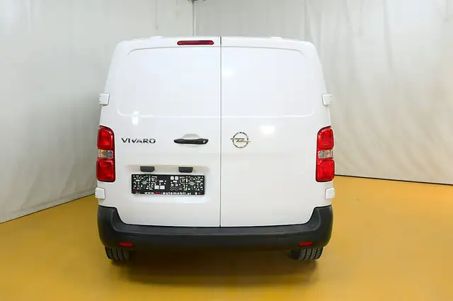 Opel Vivaro view 19