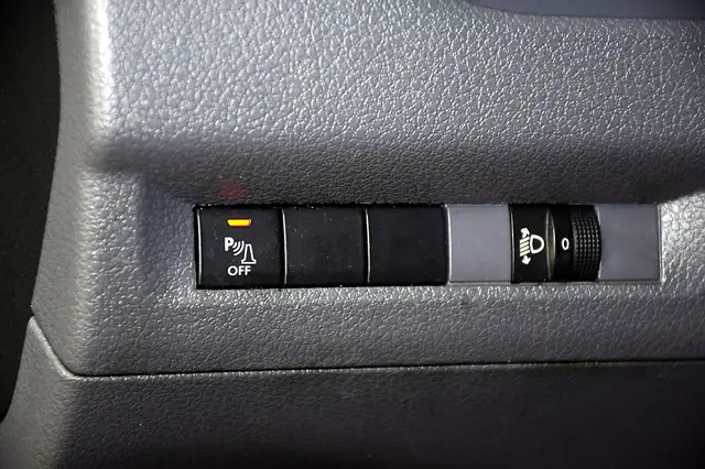 Opel Vivaro view 16