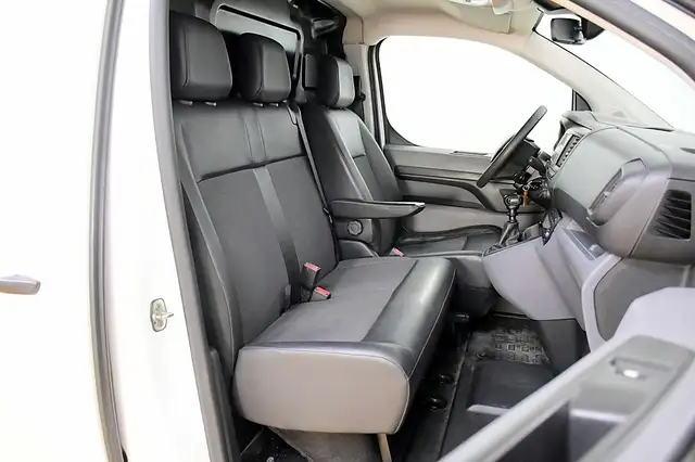 Opel Vivaro view 7