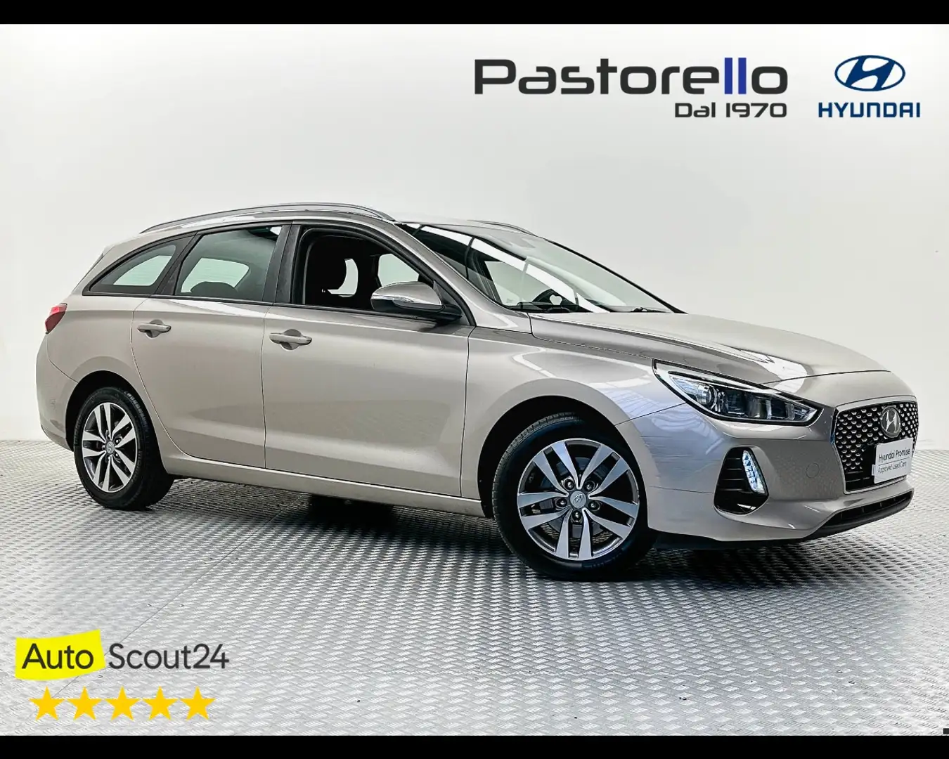Hyundai i30 Wagon 1.6 CRDi 136CV Business Plateado - 1