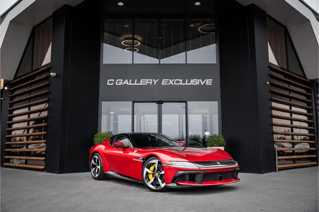 Ferrari 12 Cilindri 6.5 V12 - Rosso Imola | Lift | Carbon Interior | S