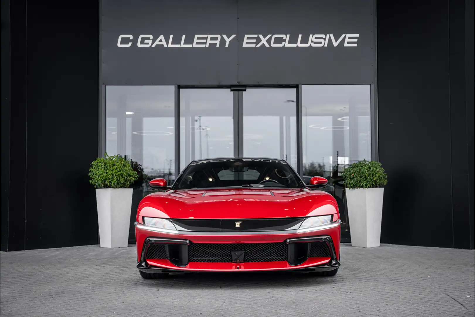 Ferrari 12 Cilindri 6.5 V12 - Rosso Imola | Lift | Carbon Interior | S Rot - 2