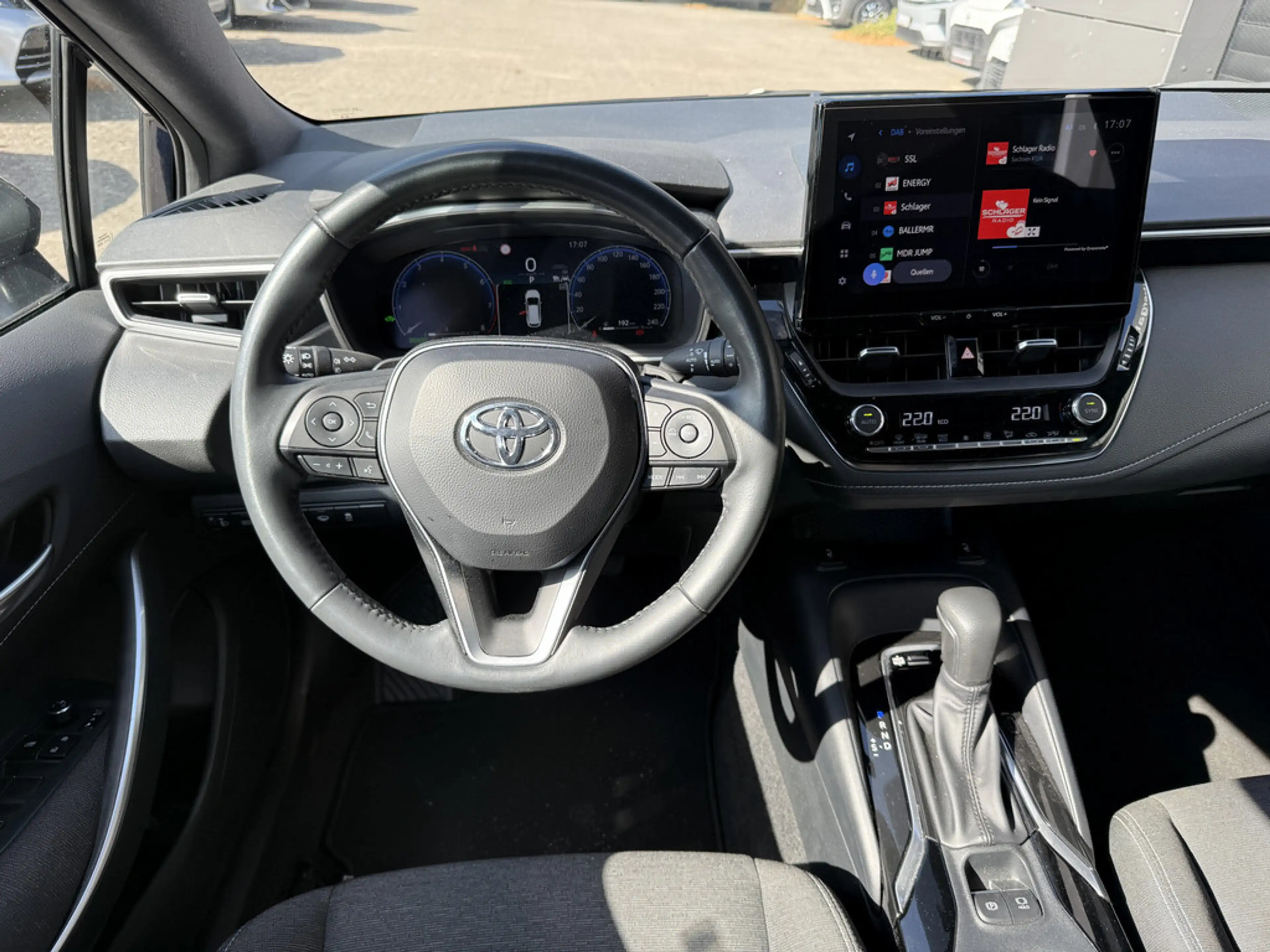 Toyota Corolla Touring Sports 2.0 Hybrid Business Edition — photo 5