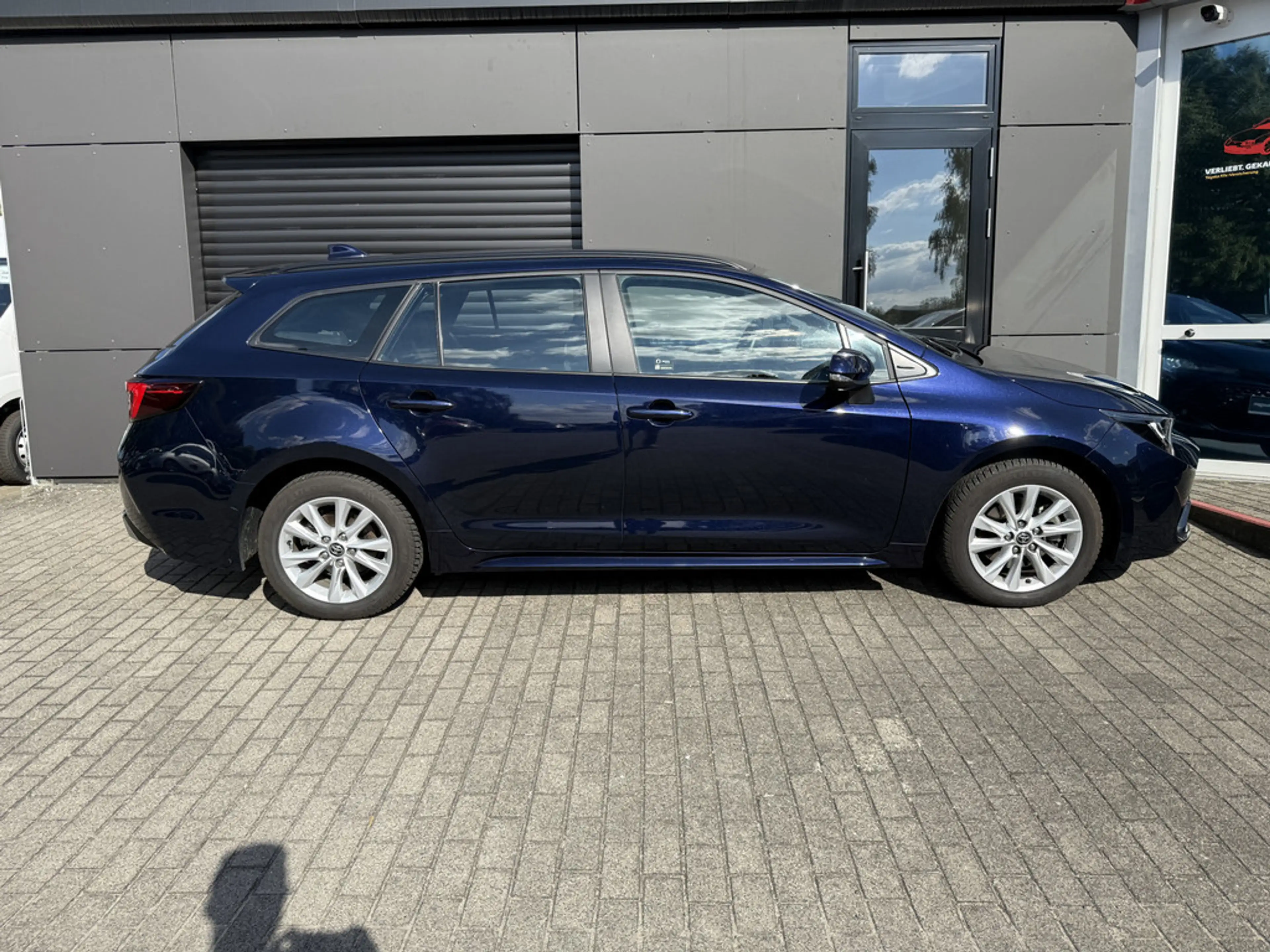 Toyota Corolla Touring Sports 2.0 Hybrid Business Edition — photo 13