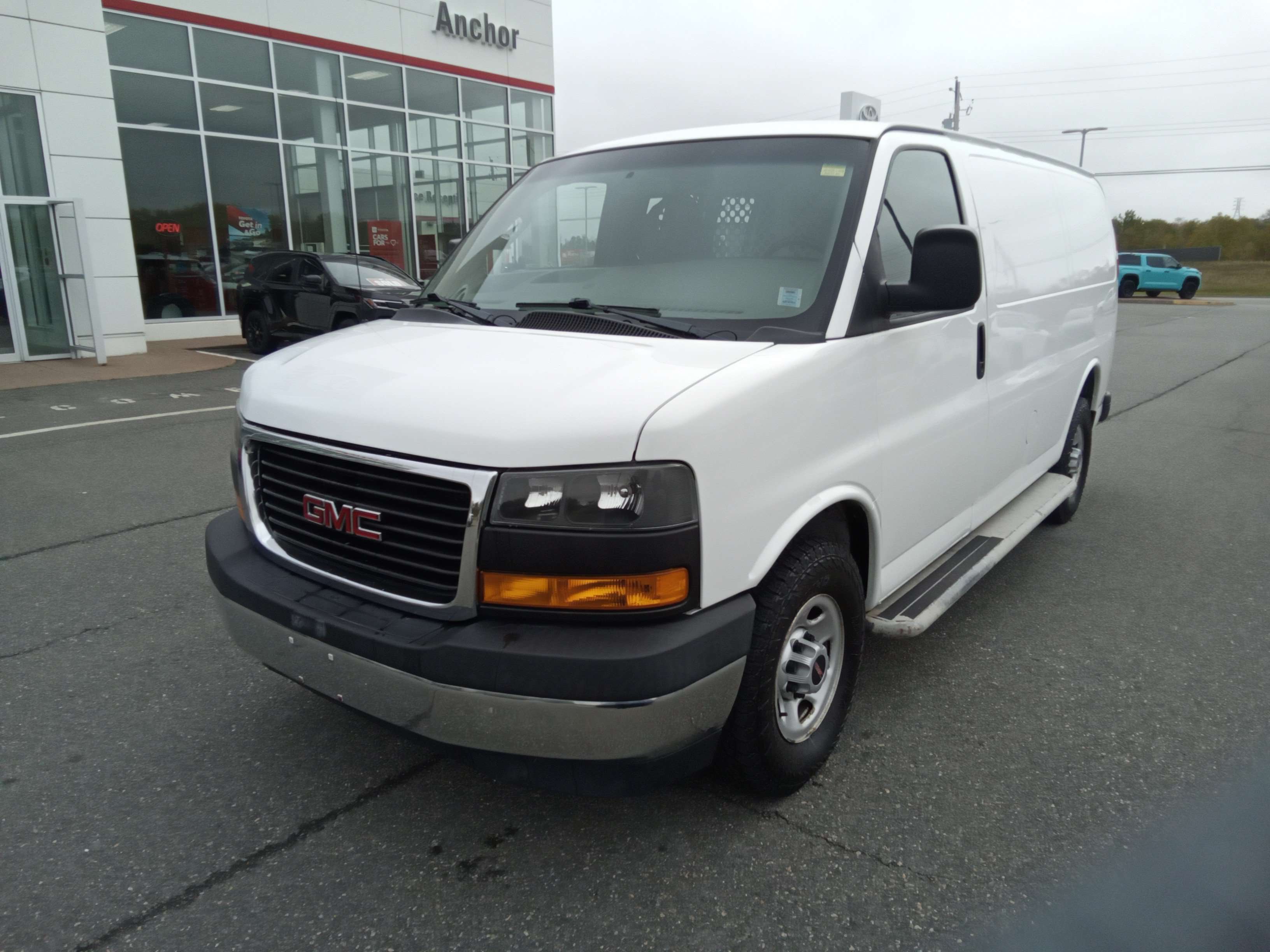 2018 GMC Savana 2500
