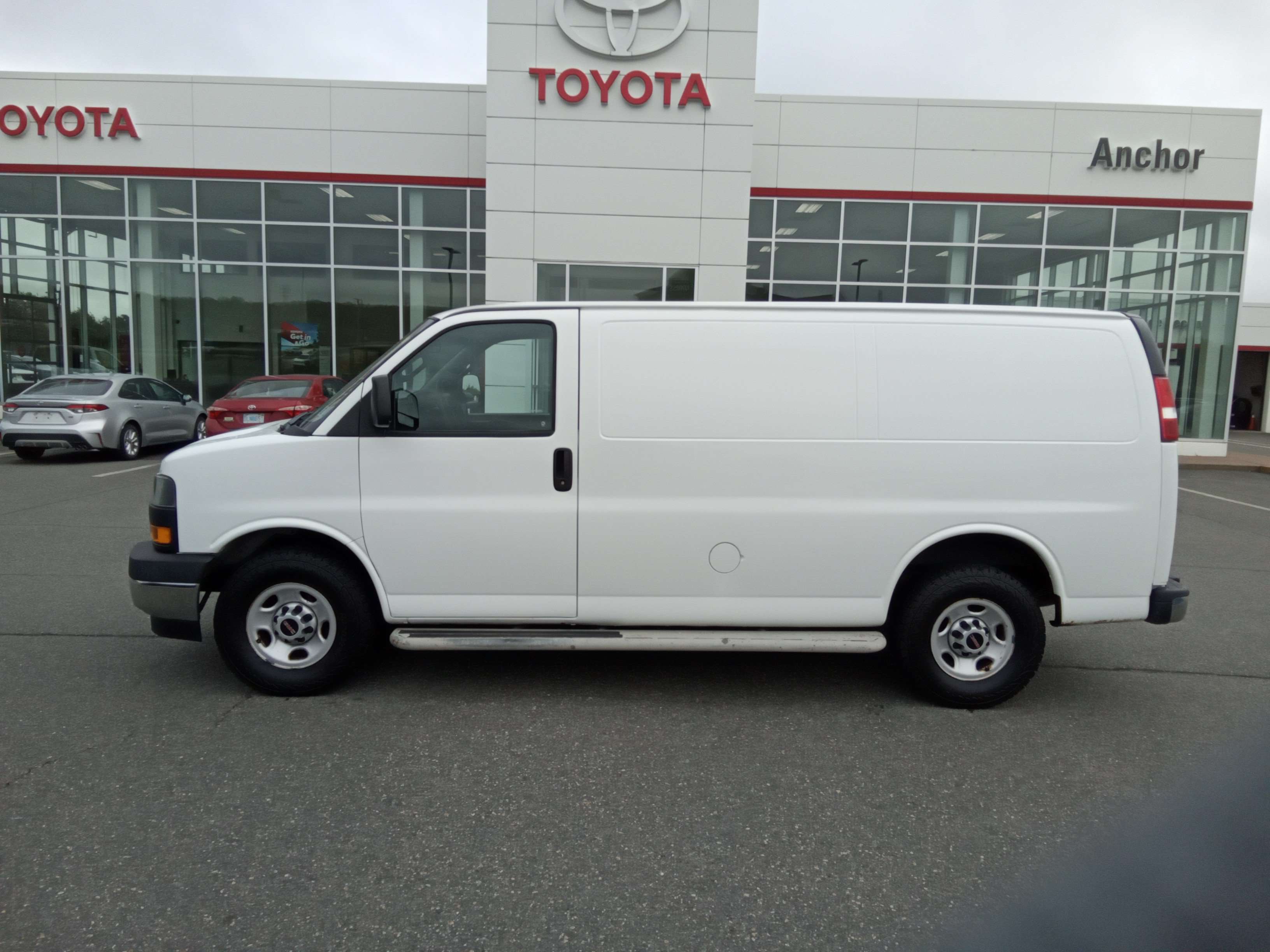 2018 GMC Savana 2500