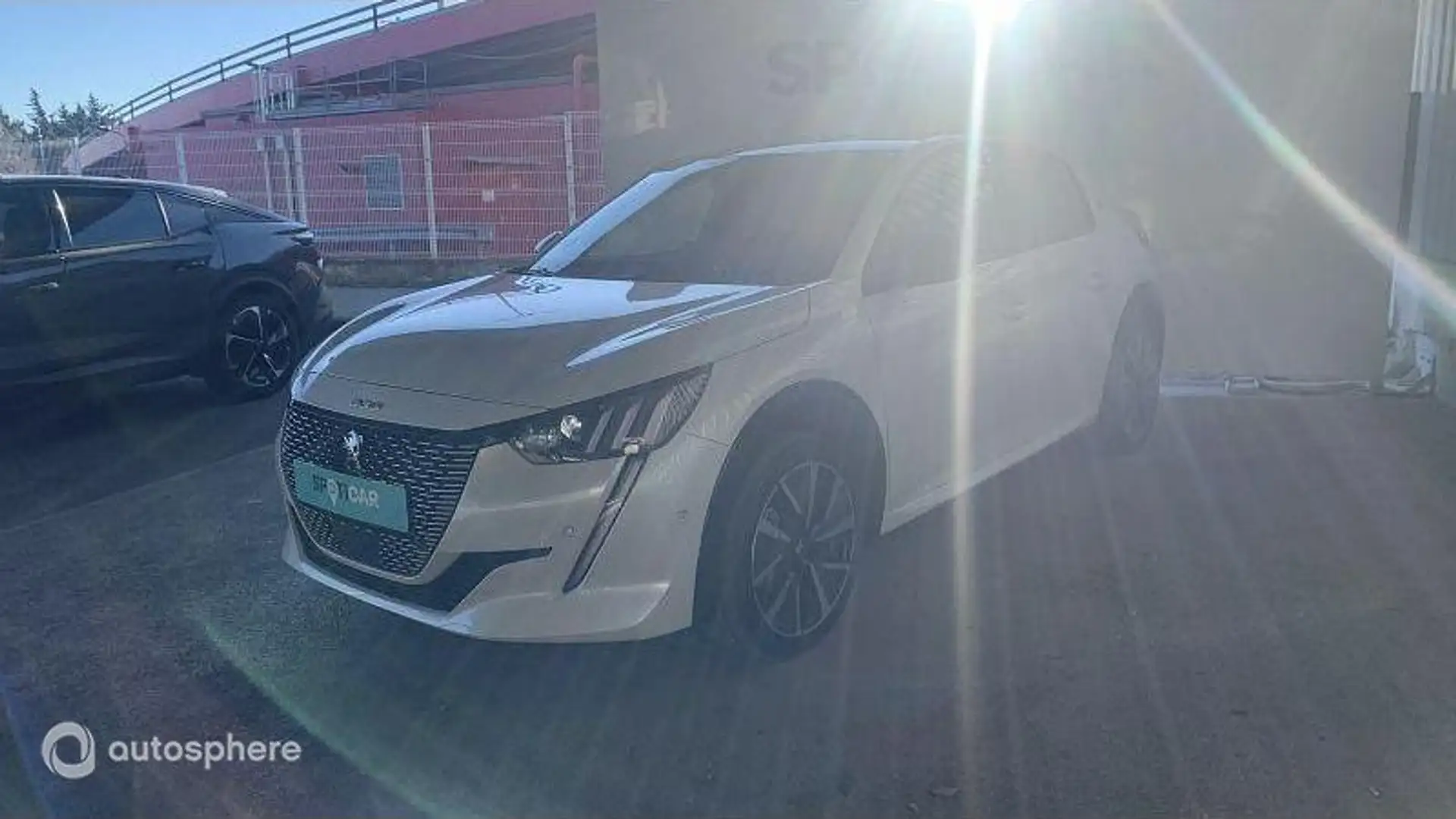 Peugeot 208 e-208 136ch GT - 1