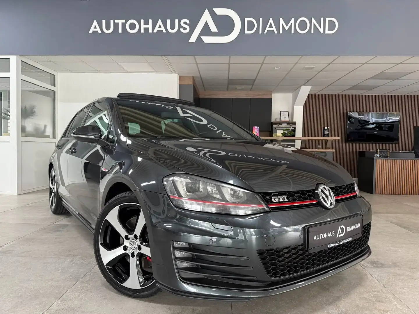 Volkswagen Golf VII Lim. GTI BMT *PANO *DYNAUDIO*STANDHEIZ* Grau - 1