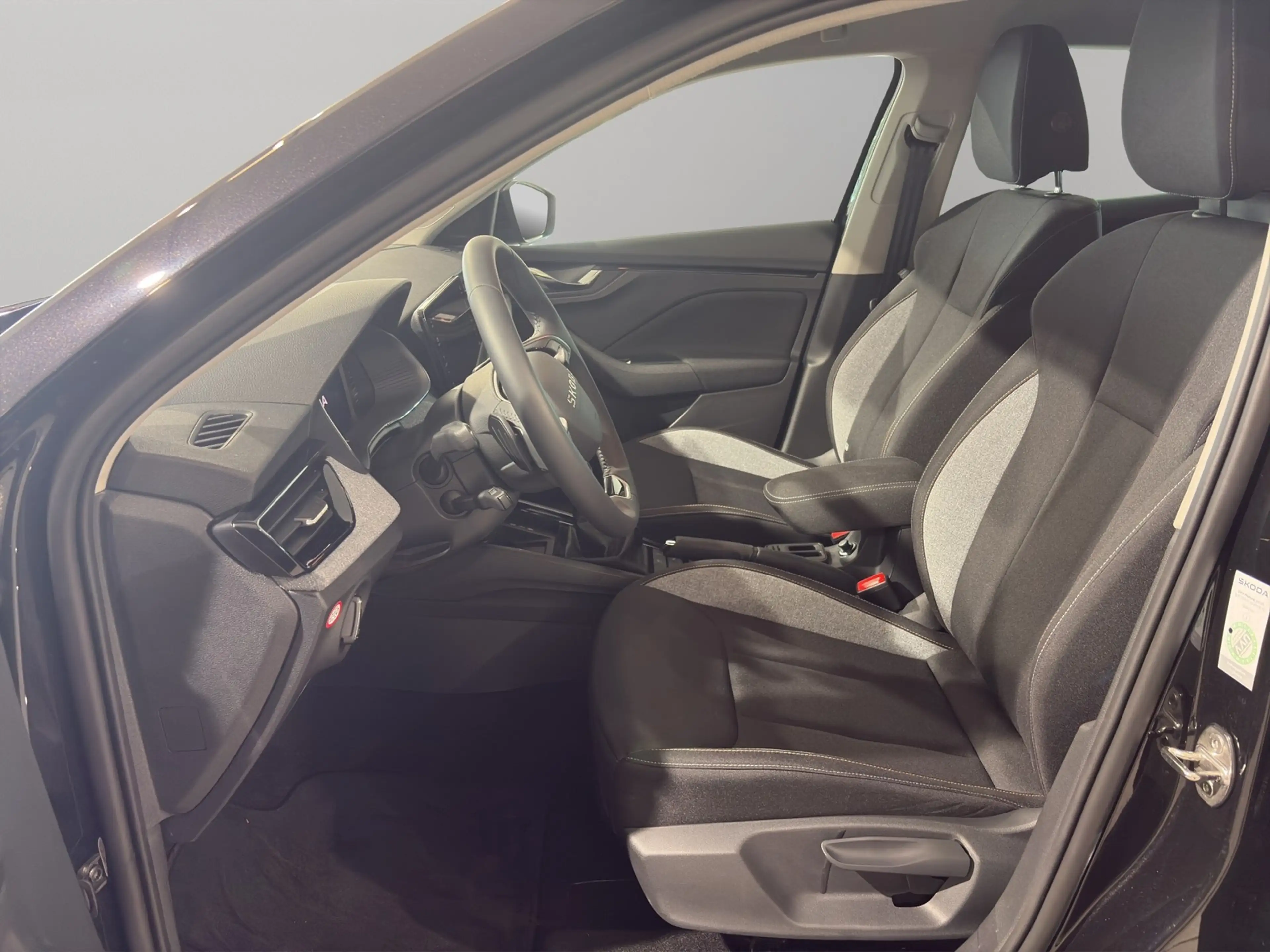 Skoda Scala Tour 1,0 TSI 85 kW 7-Gang PDC LMF SHZ LED — photo 9