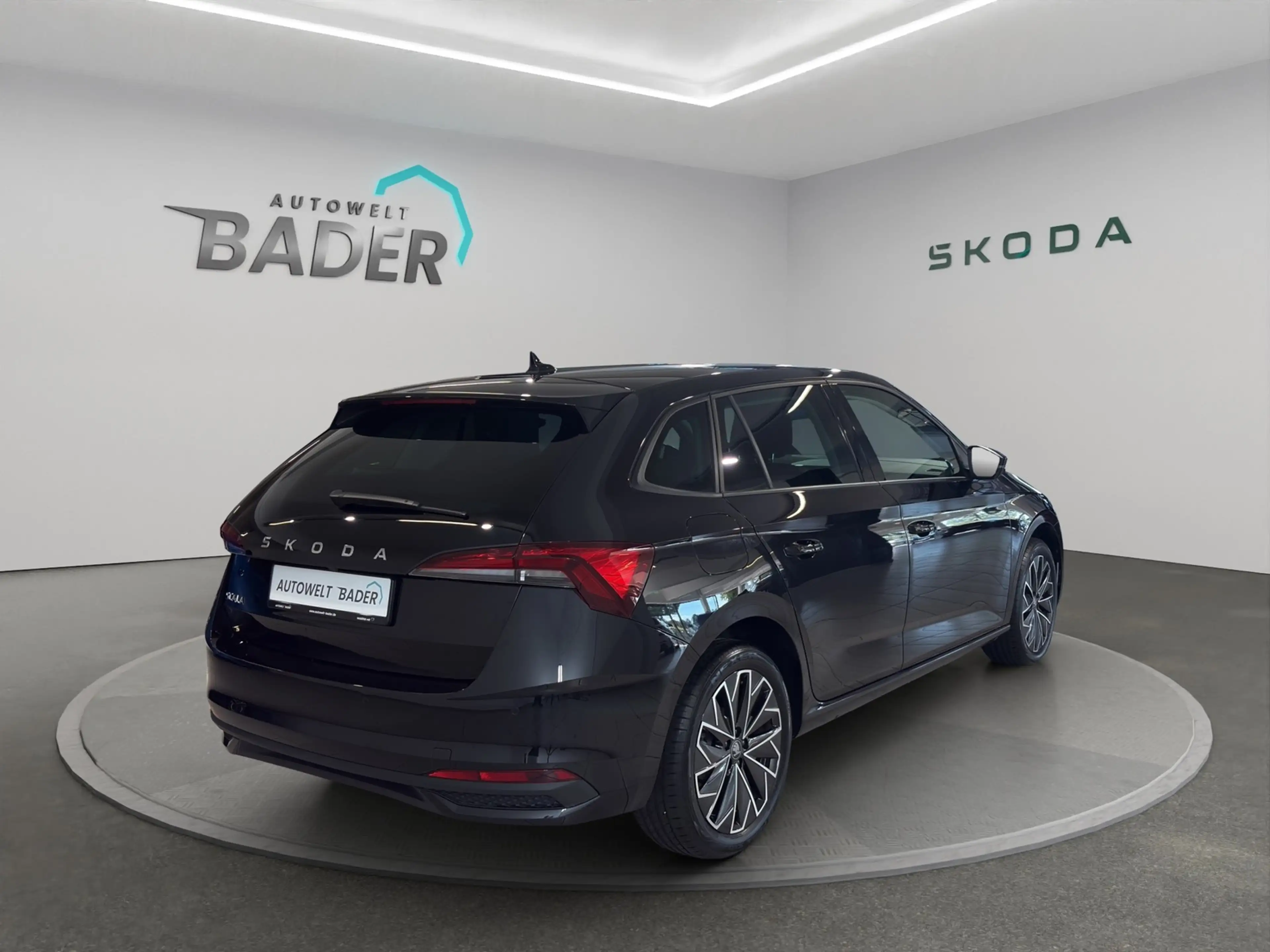 Skoda Scala Tour 1,0 TSI 85 kW 7-Gang PDC LMF SHZ LED — photo 6