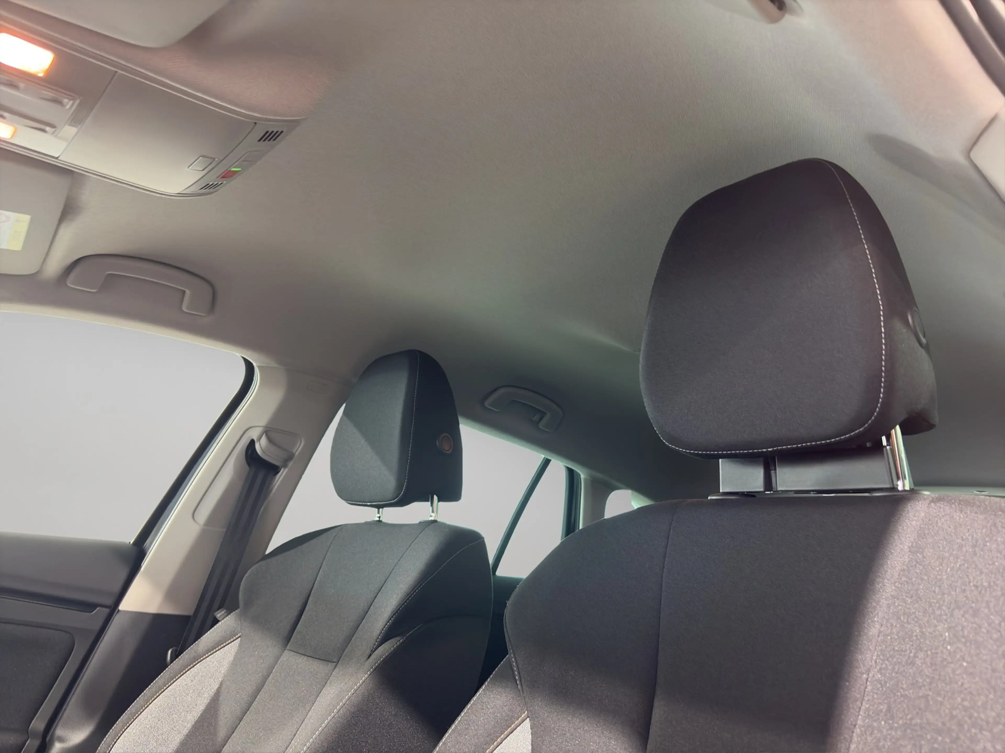 Skoda Scala Tour 1,0 TSI 85 kW 7-Gang PDC LMF SHZ LED — photo 20