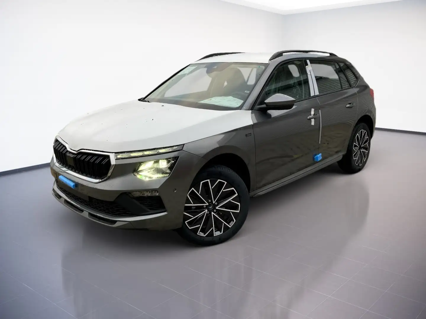Skoda Kamiq 1.0 TSI Selection LED.LaneA.Temp.SmrtLink.AHK.PDC. Grau - 2
