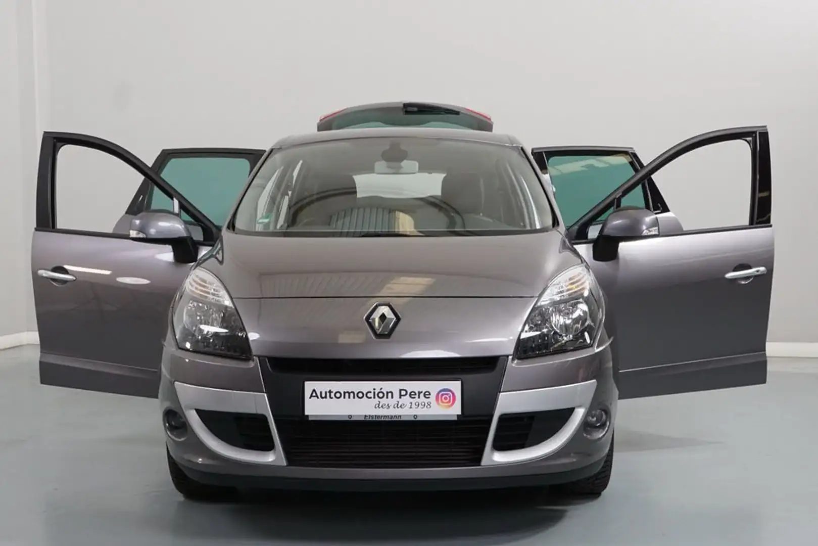 Renault Grand Scenic 1.5dCi Dynamique EDC 7pl. Gris - 2