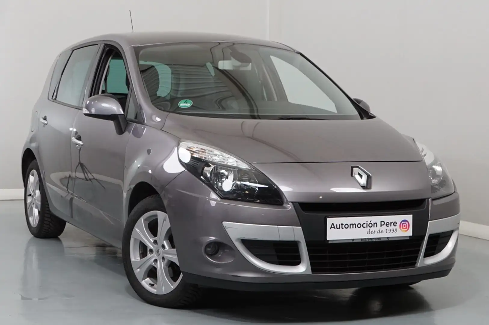 Renault Grand Scenic 1.5dCi Dynamique EDC 7pl. Gris - 1