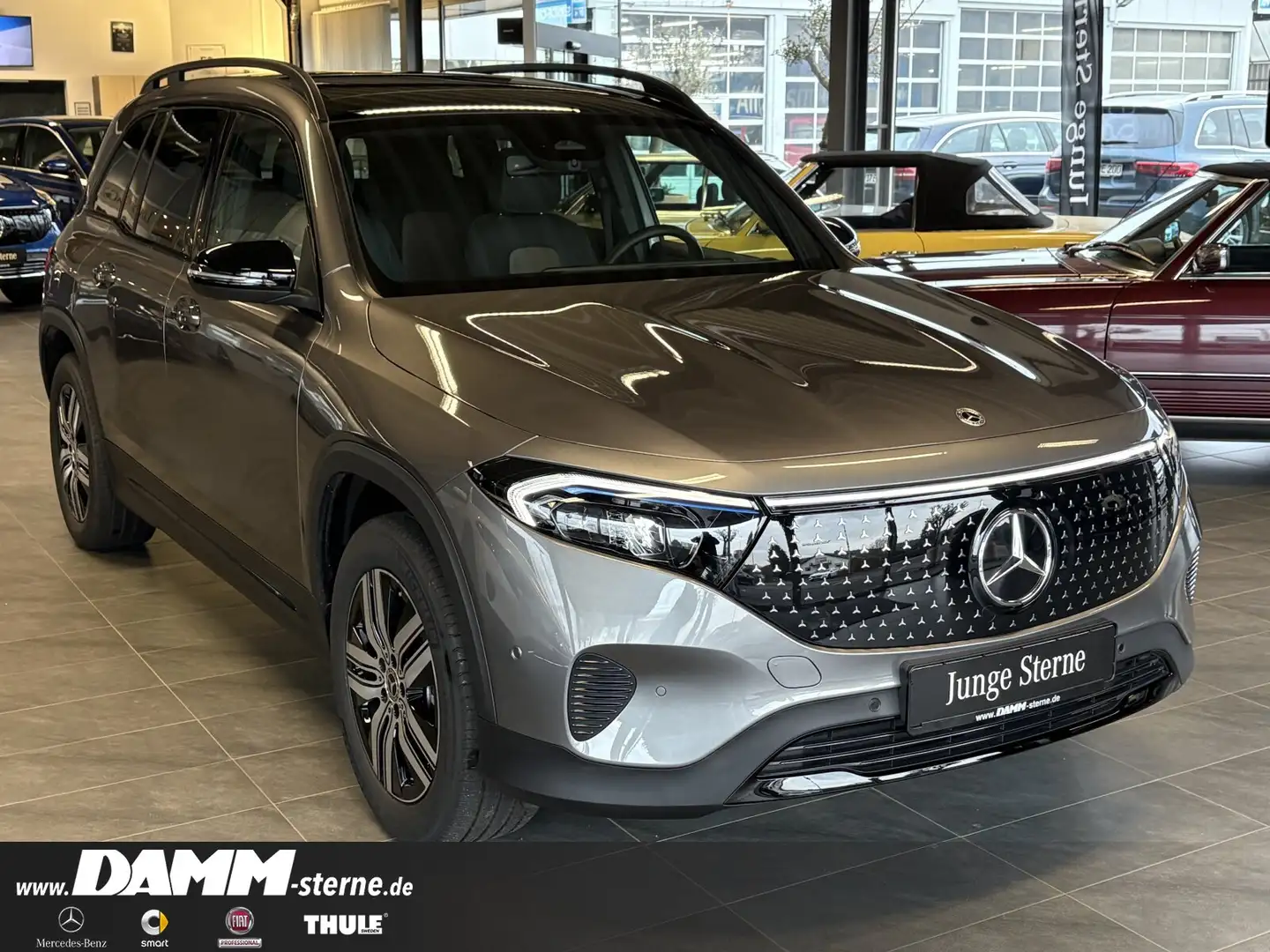 Mercedes-Benz EQB 300 EQB 300 4M ElectricArt/7-Sitze/Memory/Pano/+Flex Grau - 2