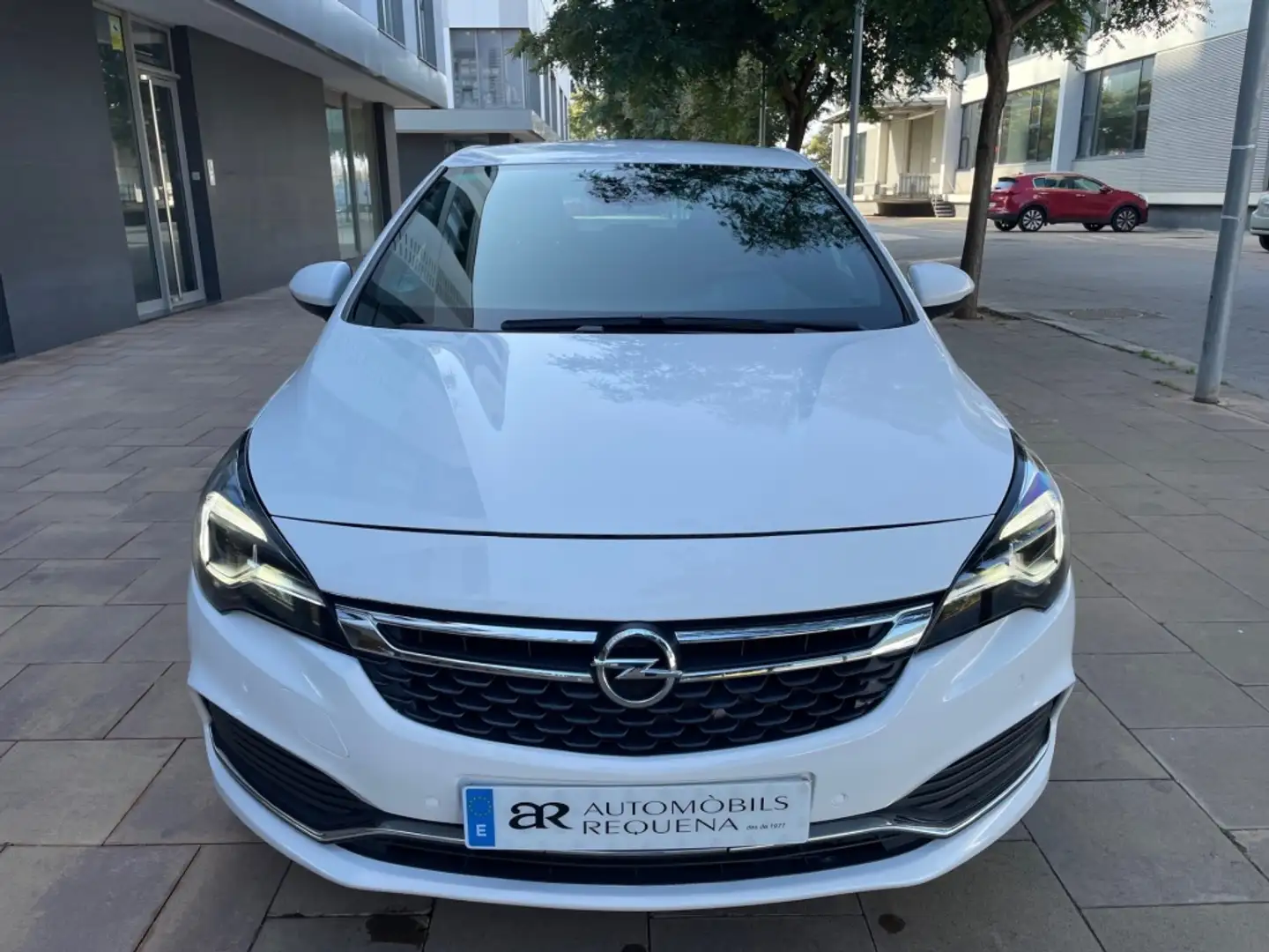 Opel Astra 1.6T S/S GSi Line 200 Fehér - 2
