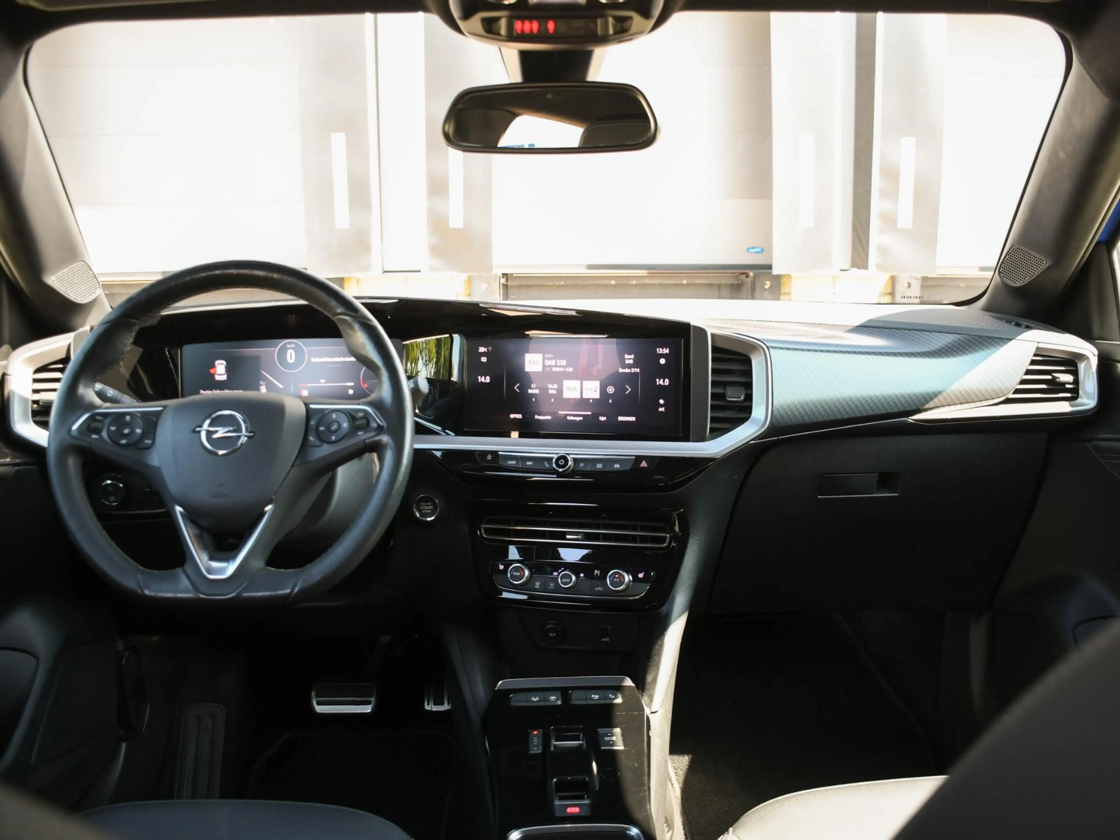Opel Mokka-E Ultimate 50kWh 136pk Automaat. NAVI | DAB | CAMERA — photo 12