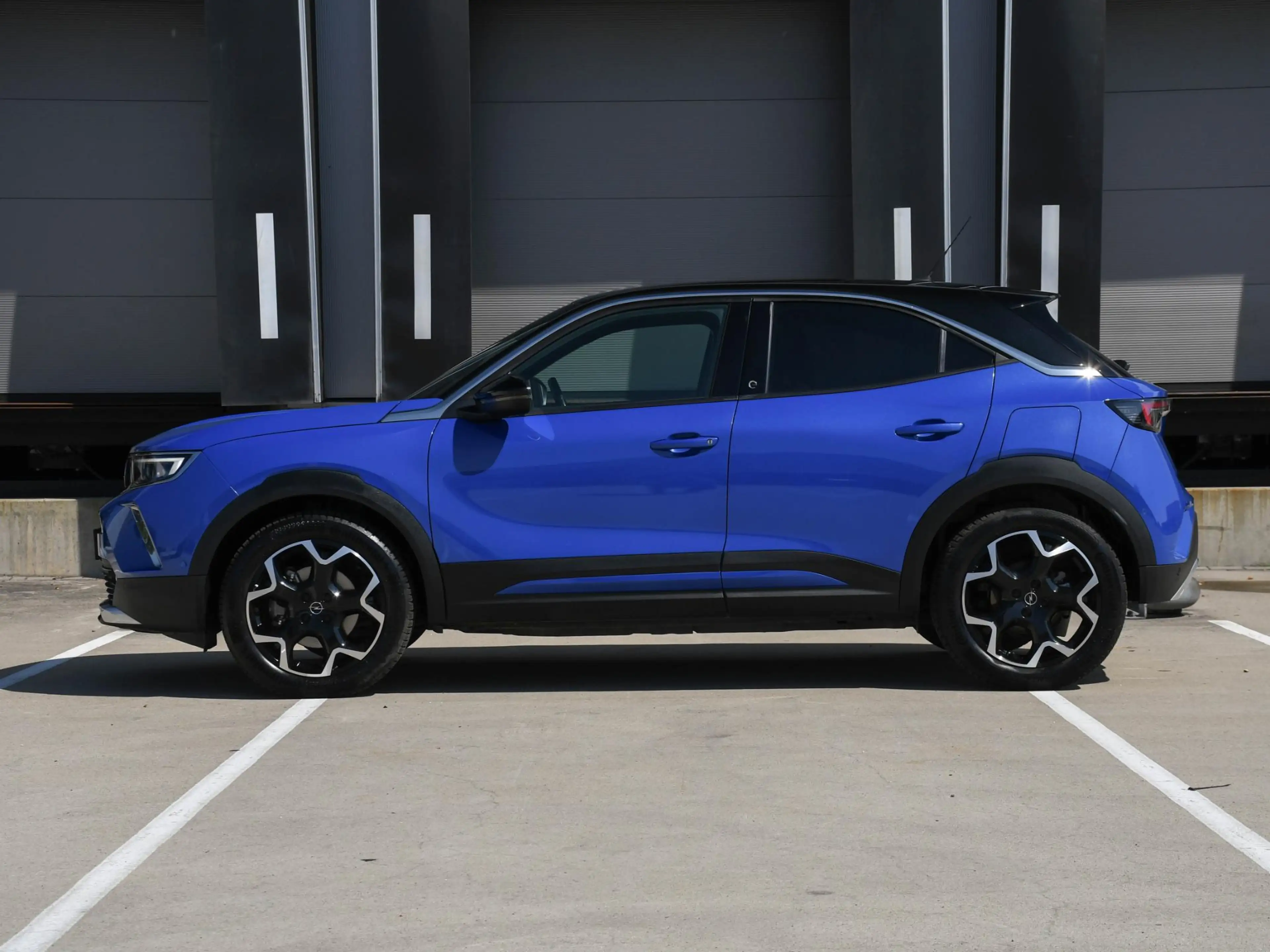 Opel Mokka-E Ultimate 50kWh 136pk Automaat. NAVI | DAB | CAMERA — photo 3