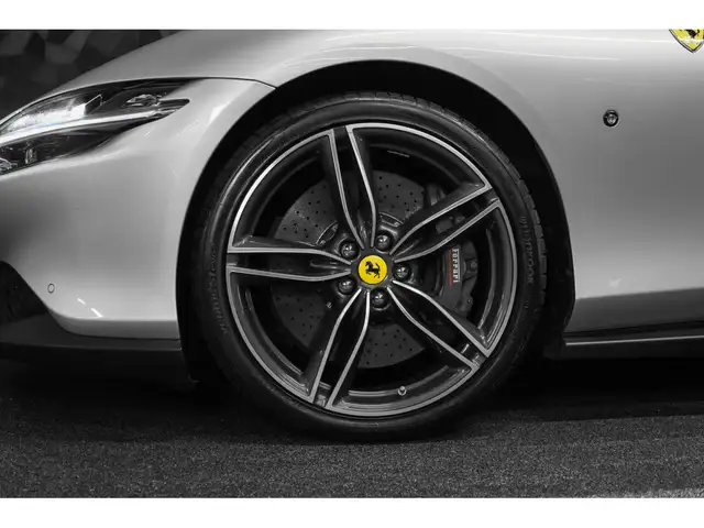 Ferrari Roma view 12